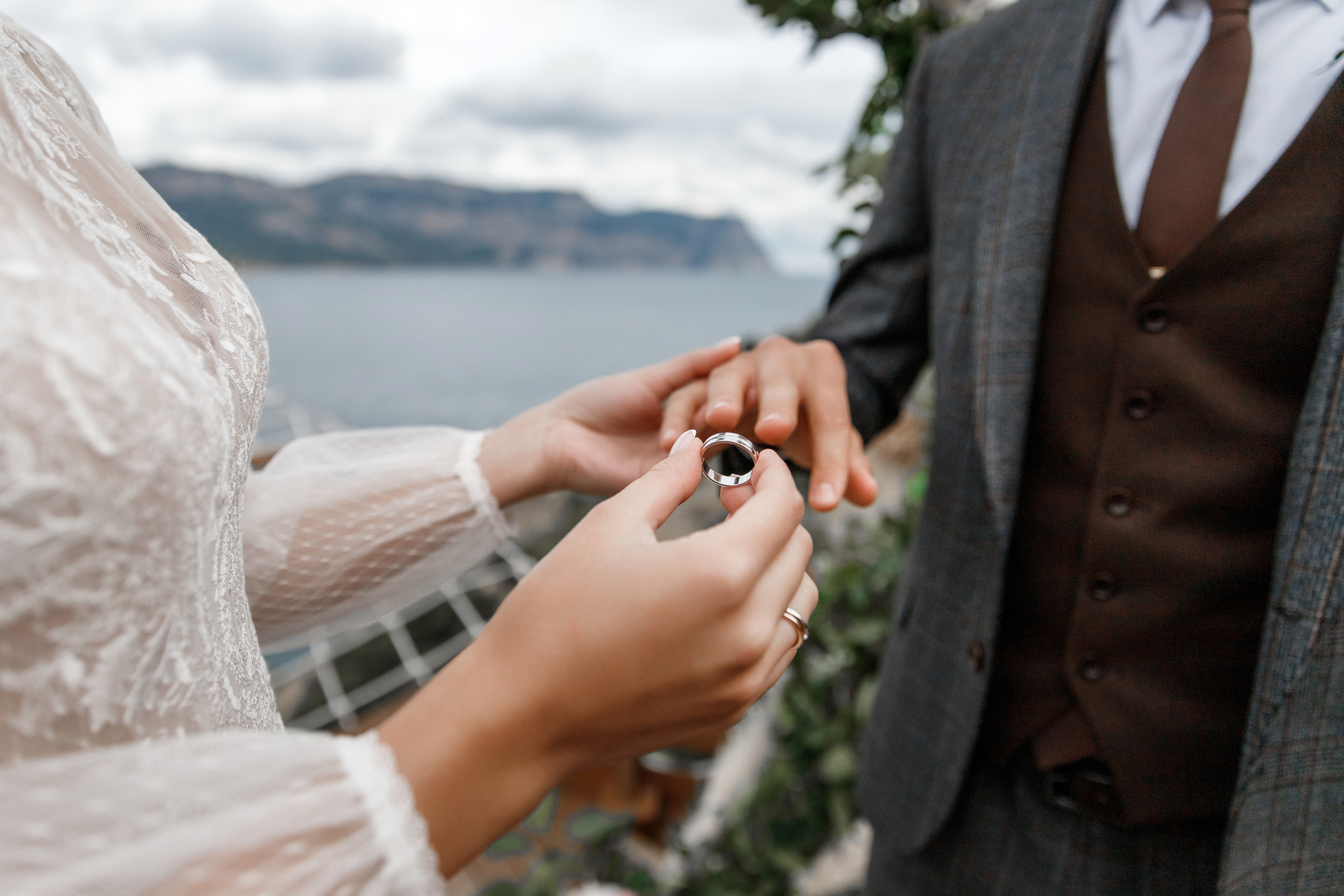 Анонс свадьбы Романа и Алены. Свадебный фотограф в Крыму и Севастополе Ольга Баскакова