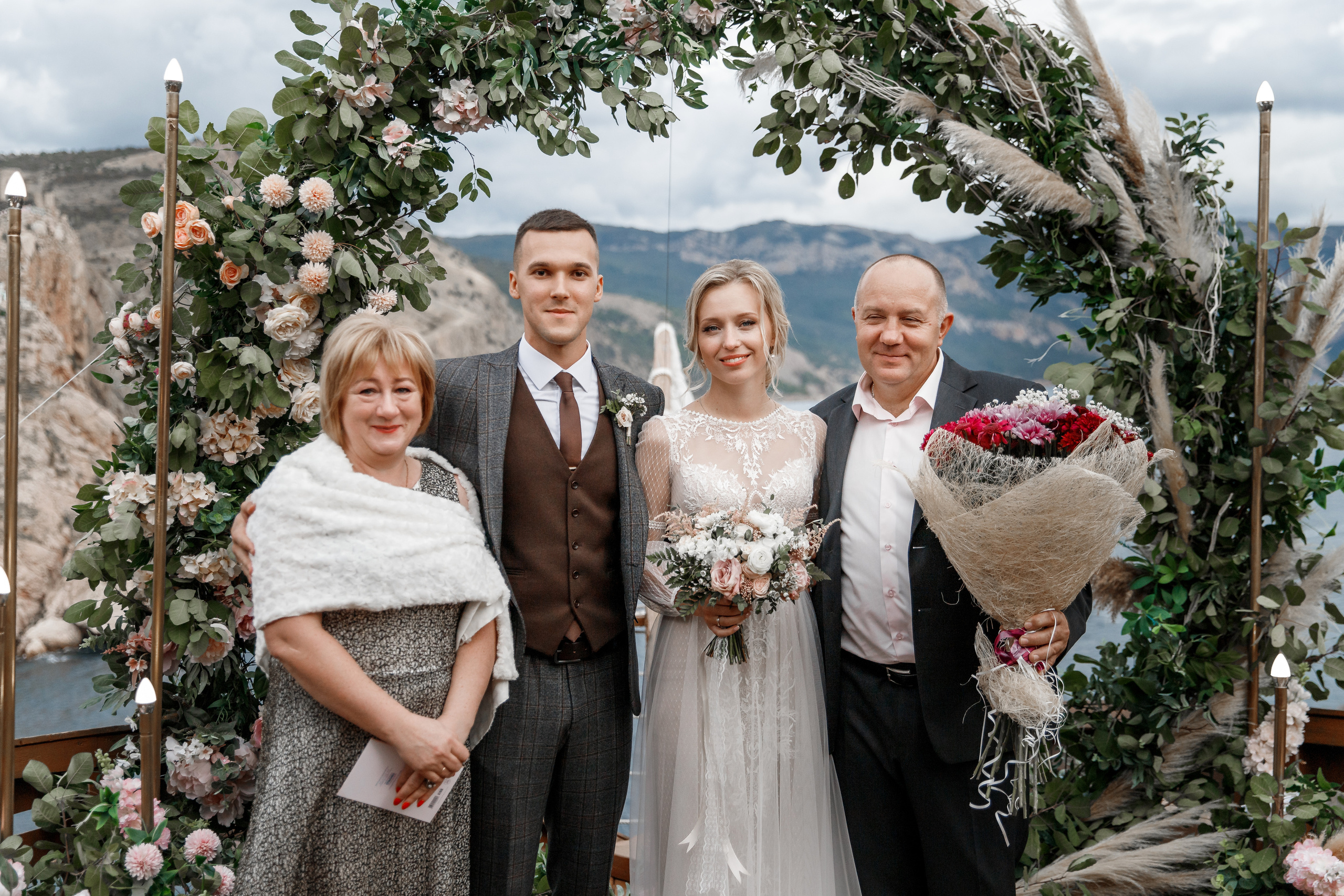 Анонс свадьбы Романа и Алены. Свадебный фотограф в Крыму и Севастополе Ольга Баскакова