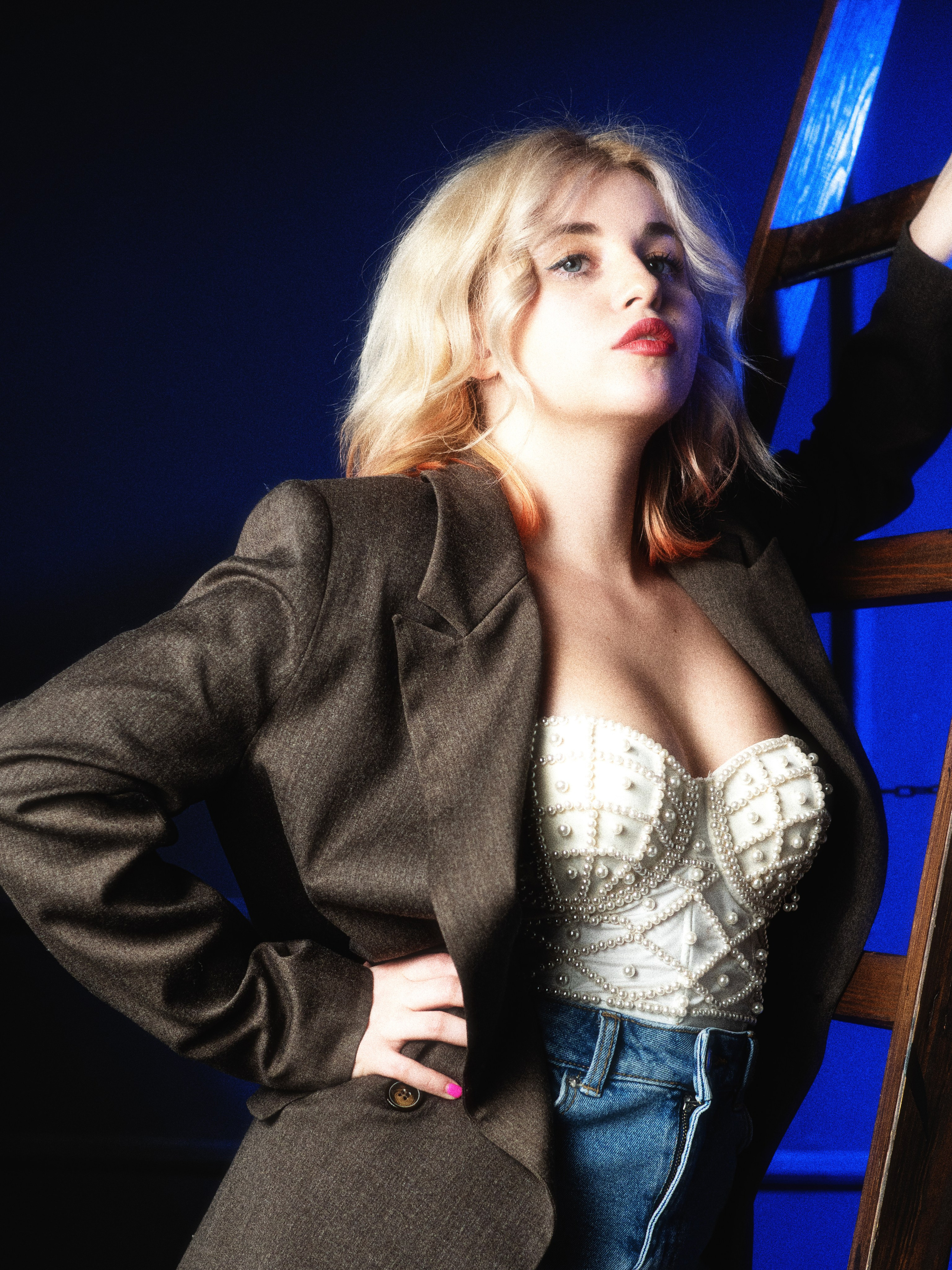 Студийная фотосессия для девушки. Яростный фотолюбитель Vervie Vitoe