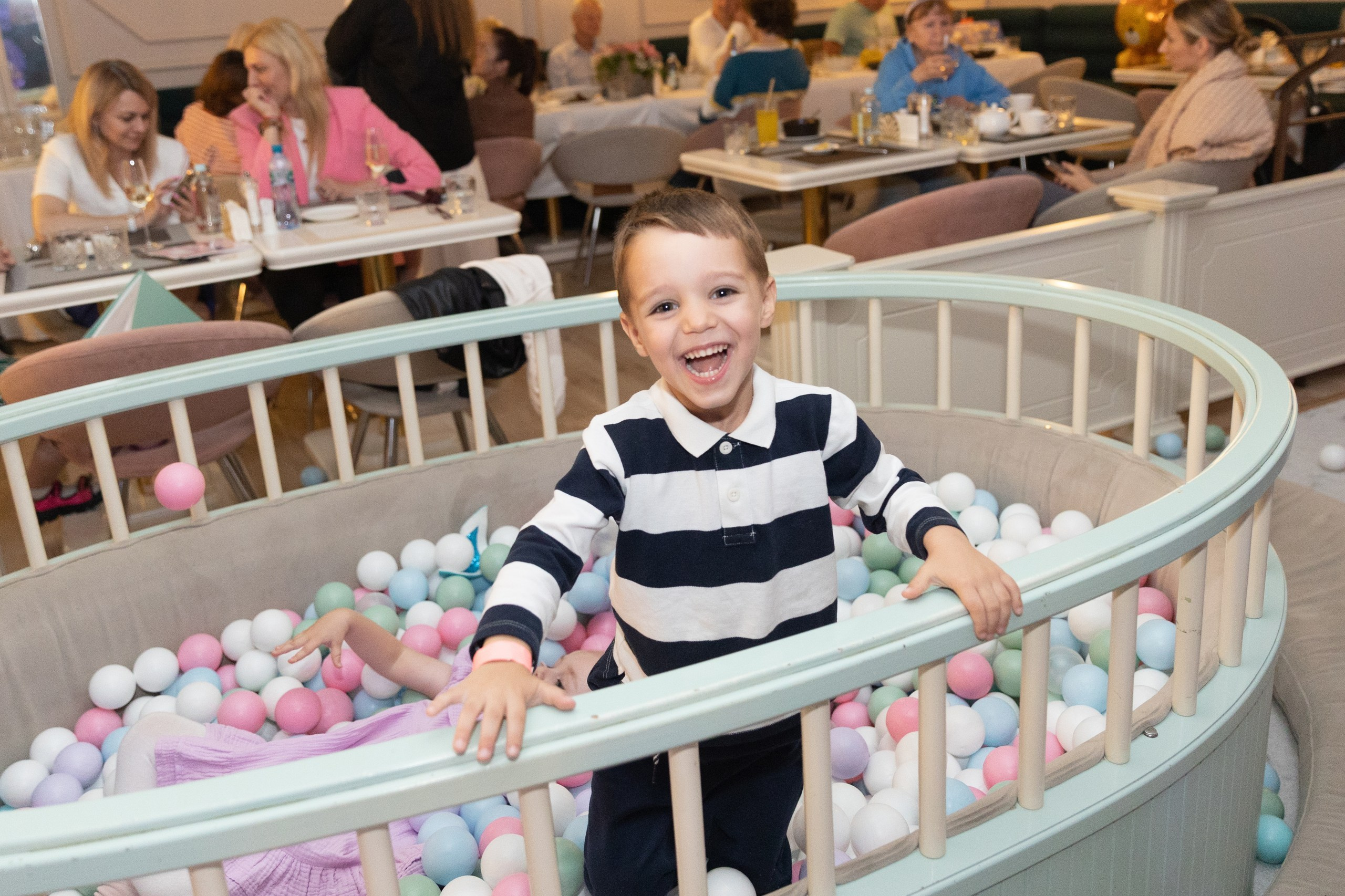 Детский праздник в Рибамбель. Свадебный и семейный фотограф