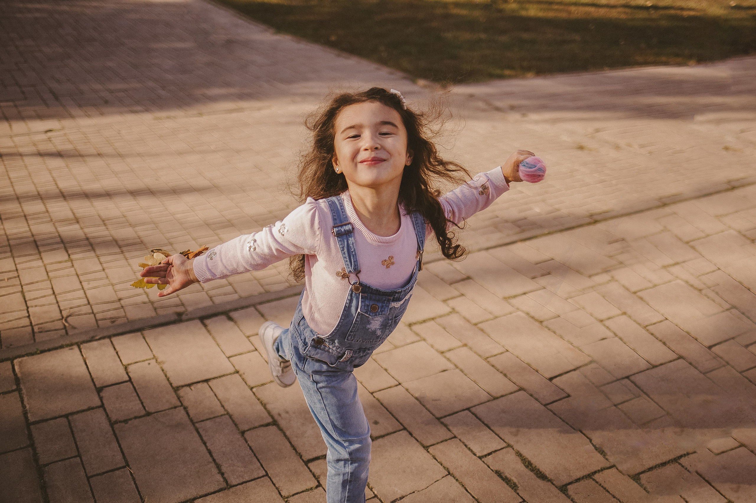 Зарина, Олег и дочки. Семейный фотограф в Самаре