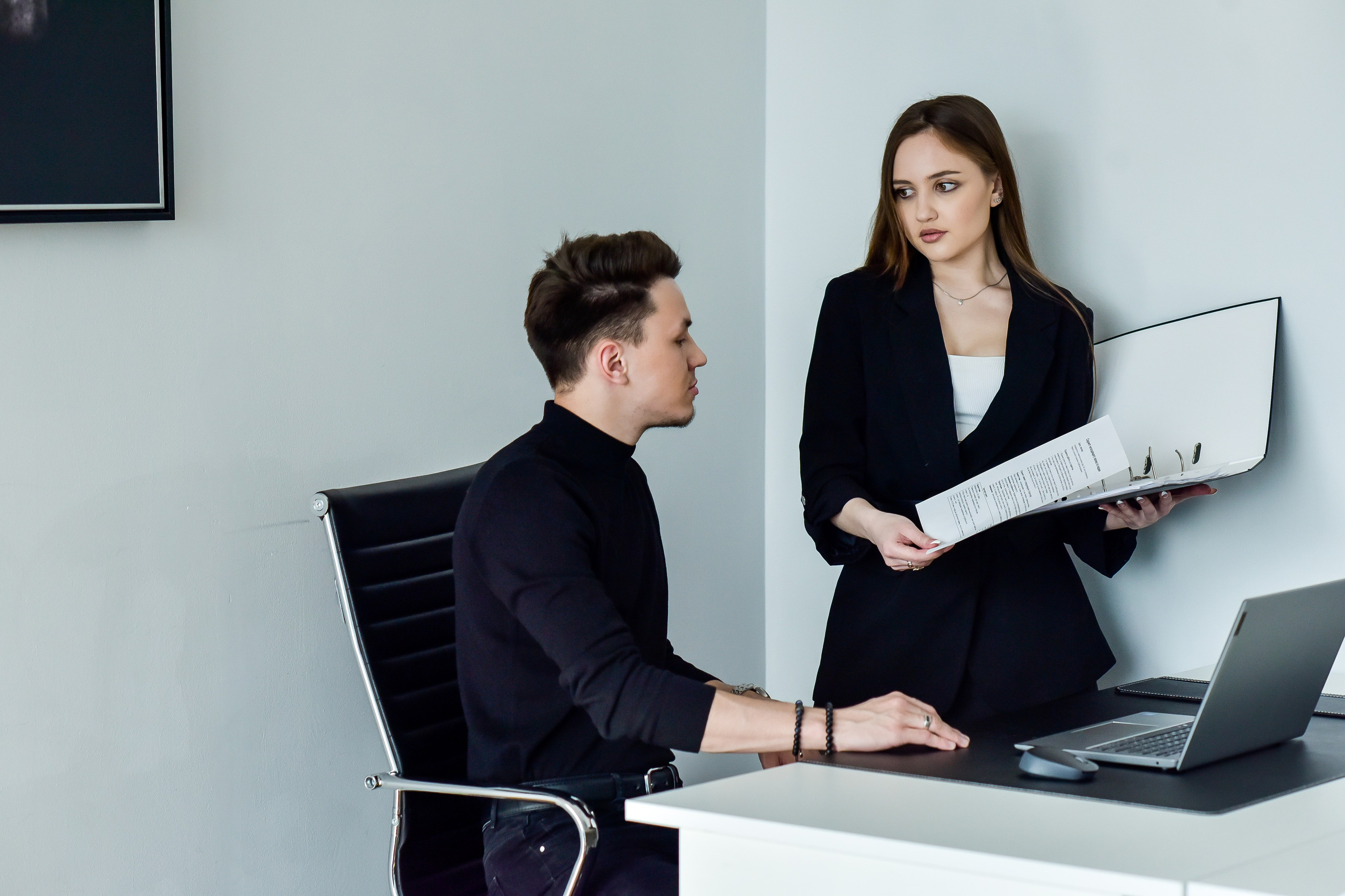 ДЕЛОВАЯ В СИТИ ОФИС. Фотограф для бизнесконтента, репортажей и семейного альбома в Москве