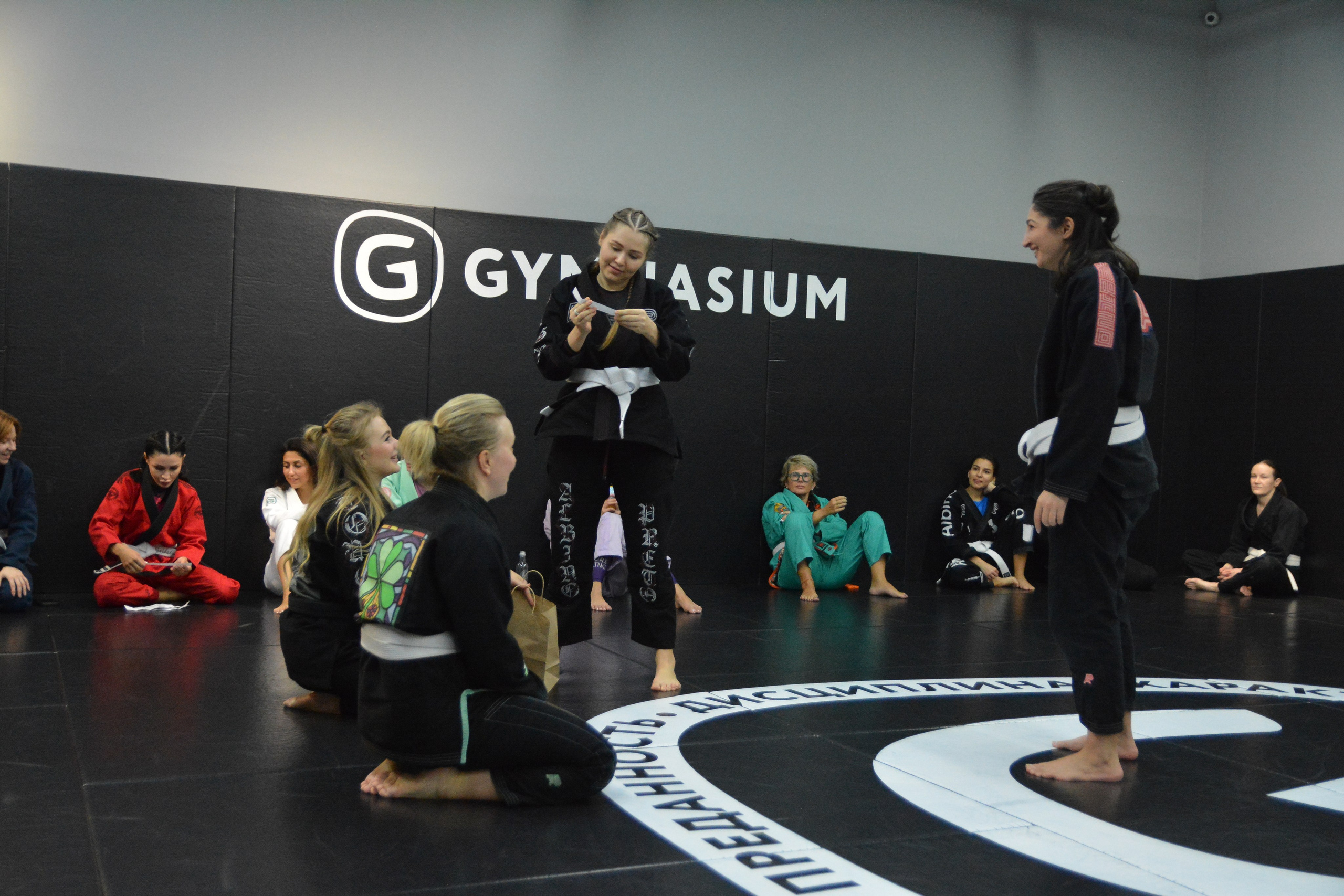 Jiu Jitsu @Gymnasium. F/8 and be there — оказаться в нужном месте и поймать момент