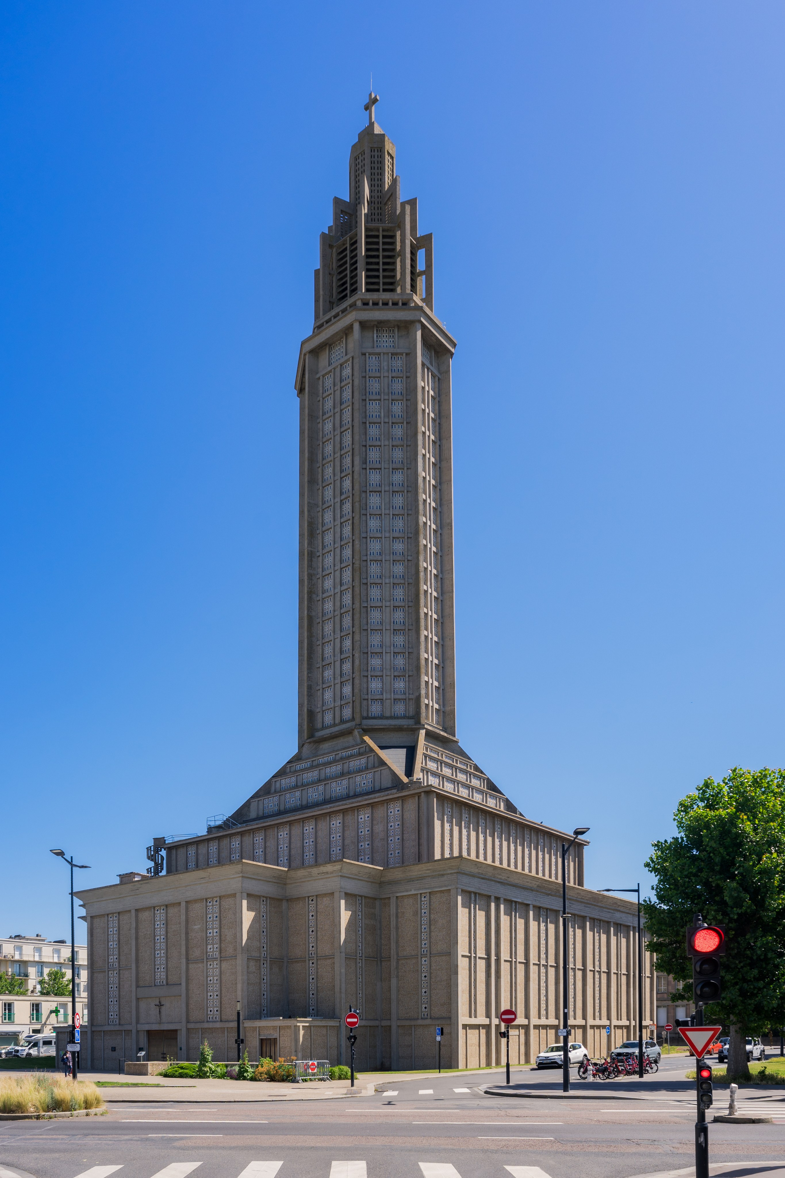 L’église Saint-Joseph du Havre | Le Havre, France. Архитектурный фотограф Кирилл Цыбенко. Работаю в Москве и по всей России