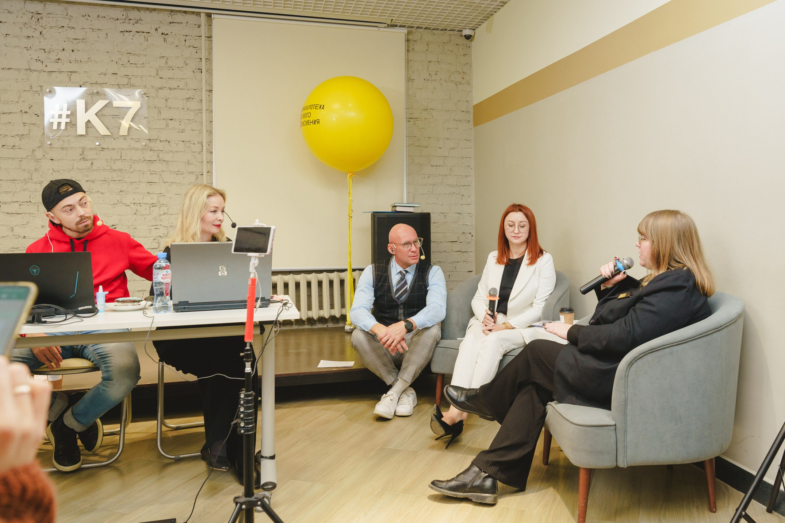 Шоу «Катапульта " в ЦБС г. Березовский «К7». Фотограф в детский сад в Екатеринбурге, выпускные альбомы Юлия Умерова