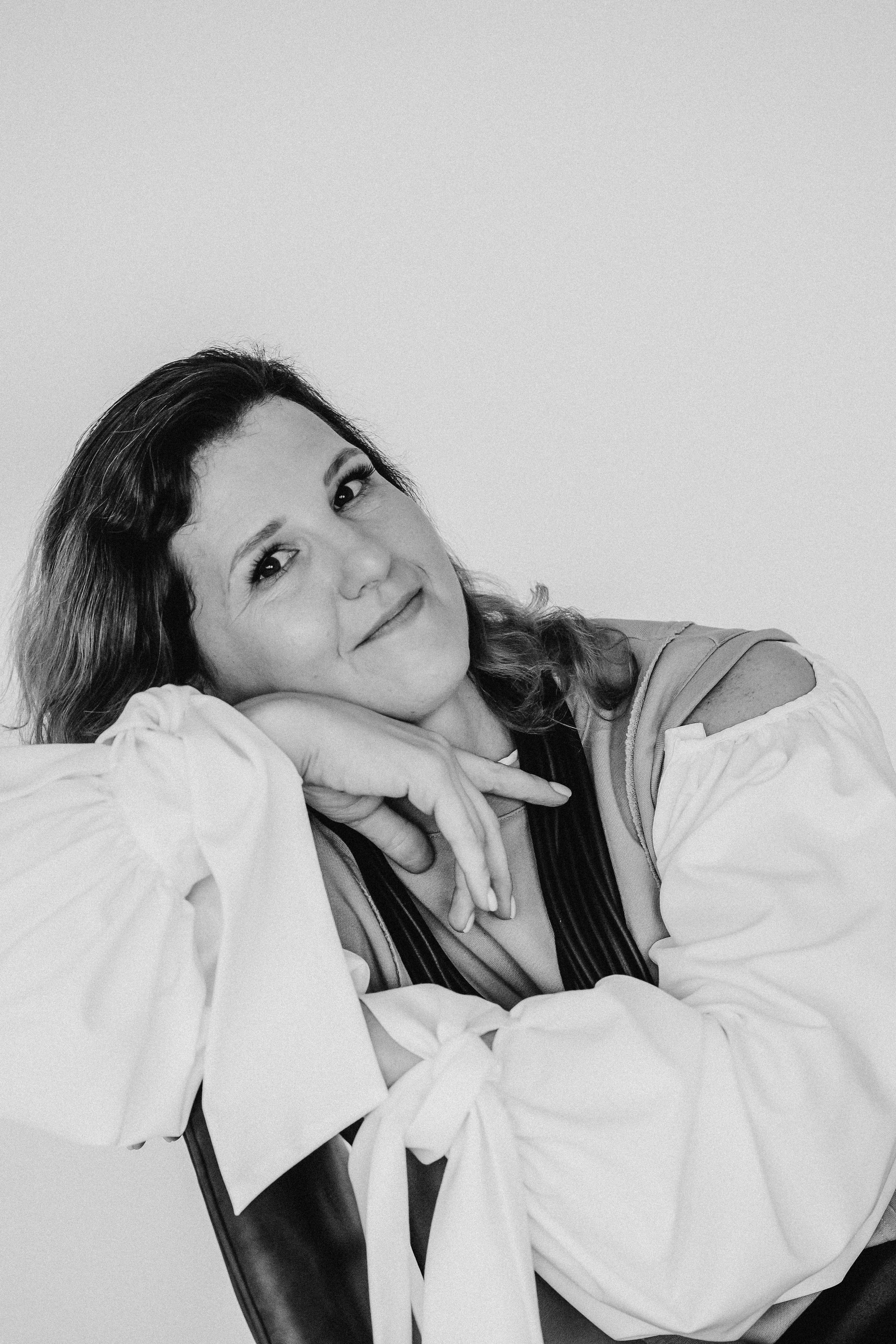 Мама с детками на циклораме. Главная