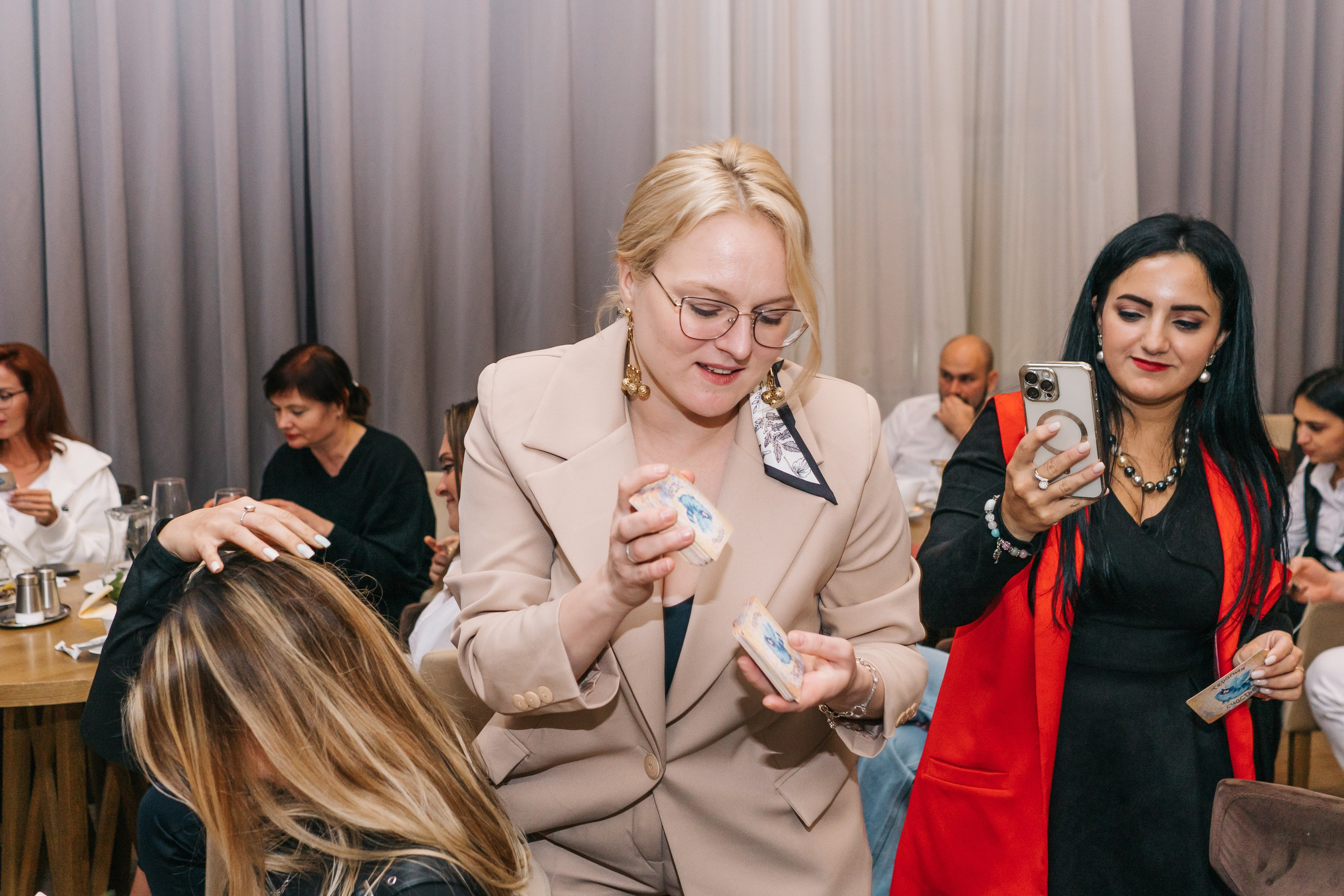 Бизнес-стендап. Женский фотограф в Москве Анастасия Сидорова