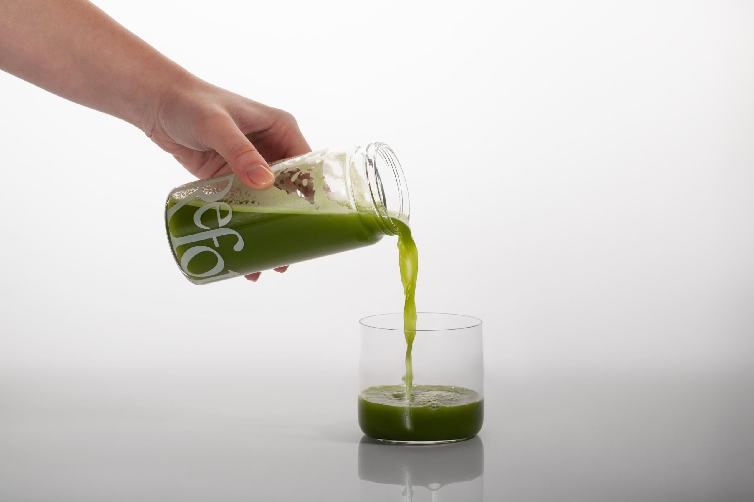 Hi-end retoucher Valerie Mo