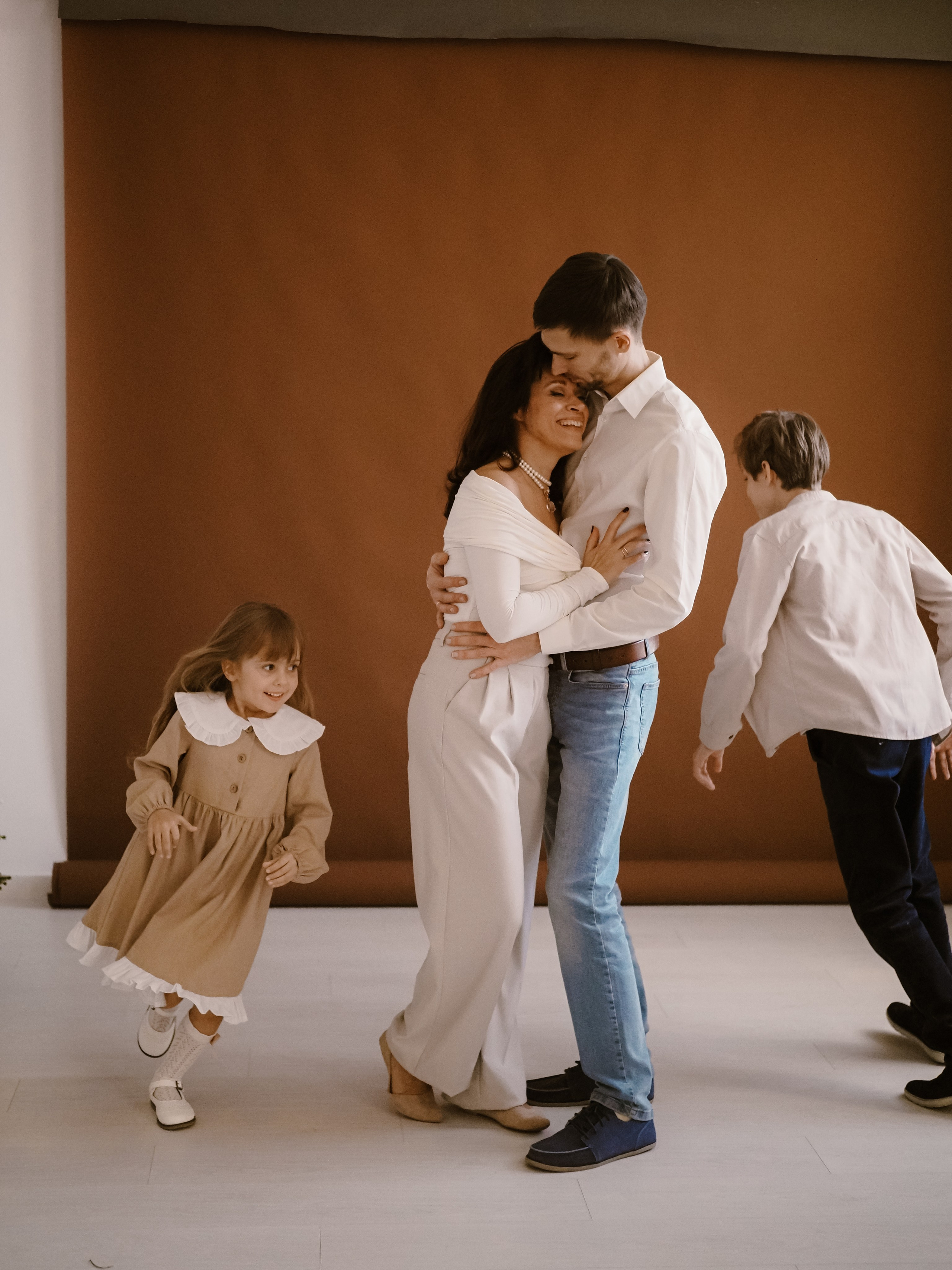 Хоровод детского смеха и родительской любви. Фотограф Рязань. Семейный Свадебный фотограф