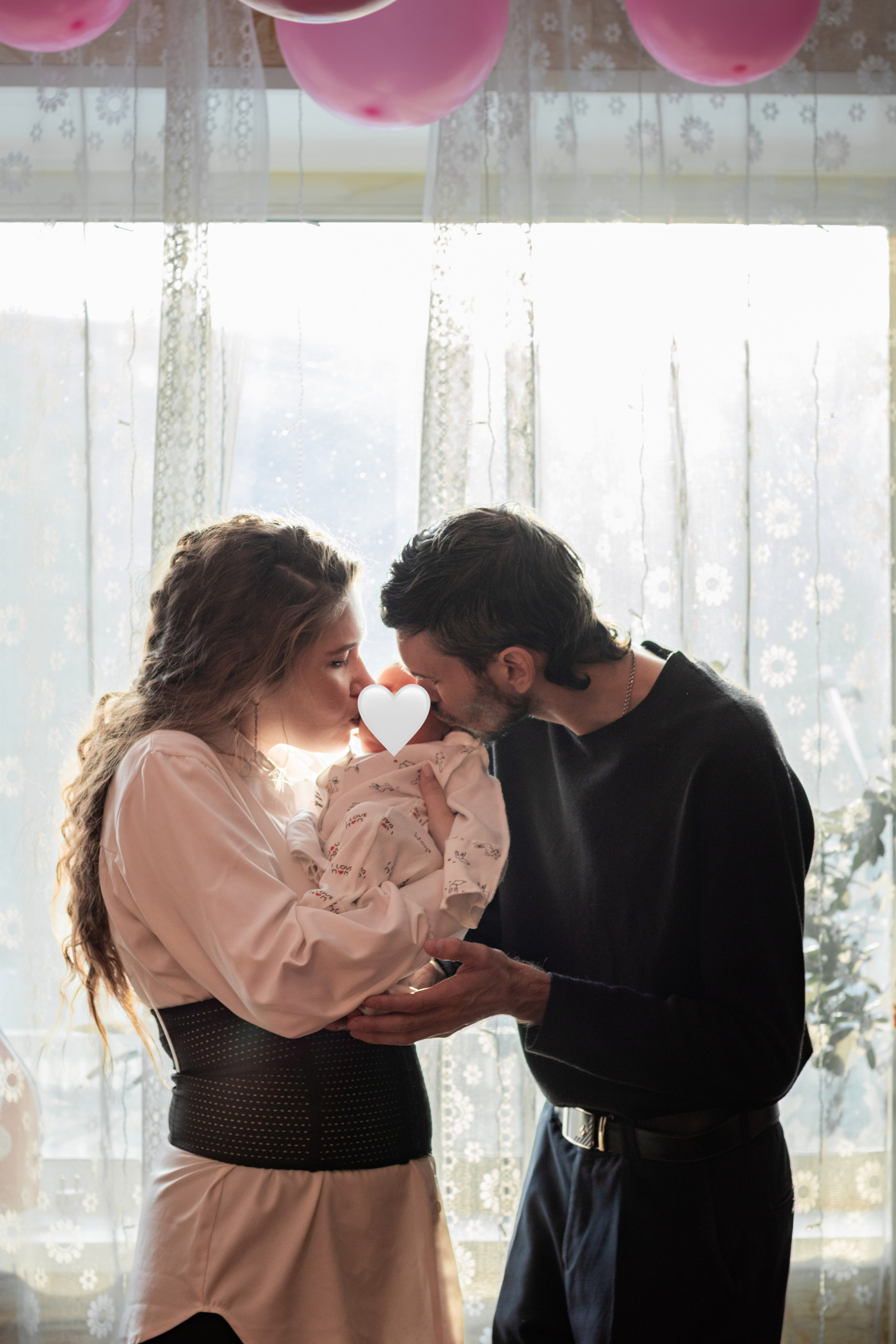 Выписка из роддома в городе Северск и Томск