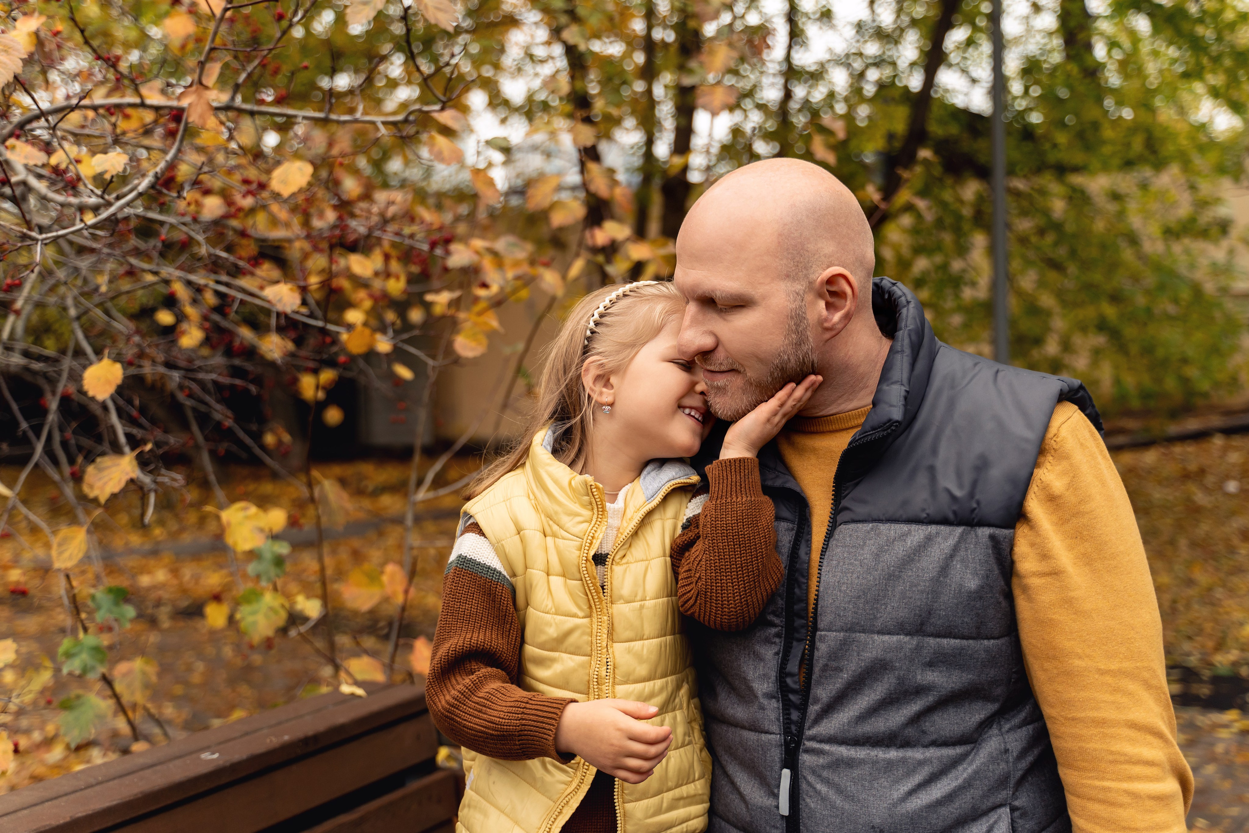 Семейная осенняя фотосессия в парке Красногвардейские пруды. Фотограф \ Видеограф на Крещение, Венчание Москва| Семейные съемки