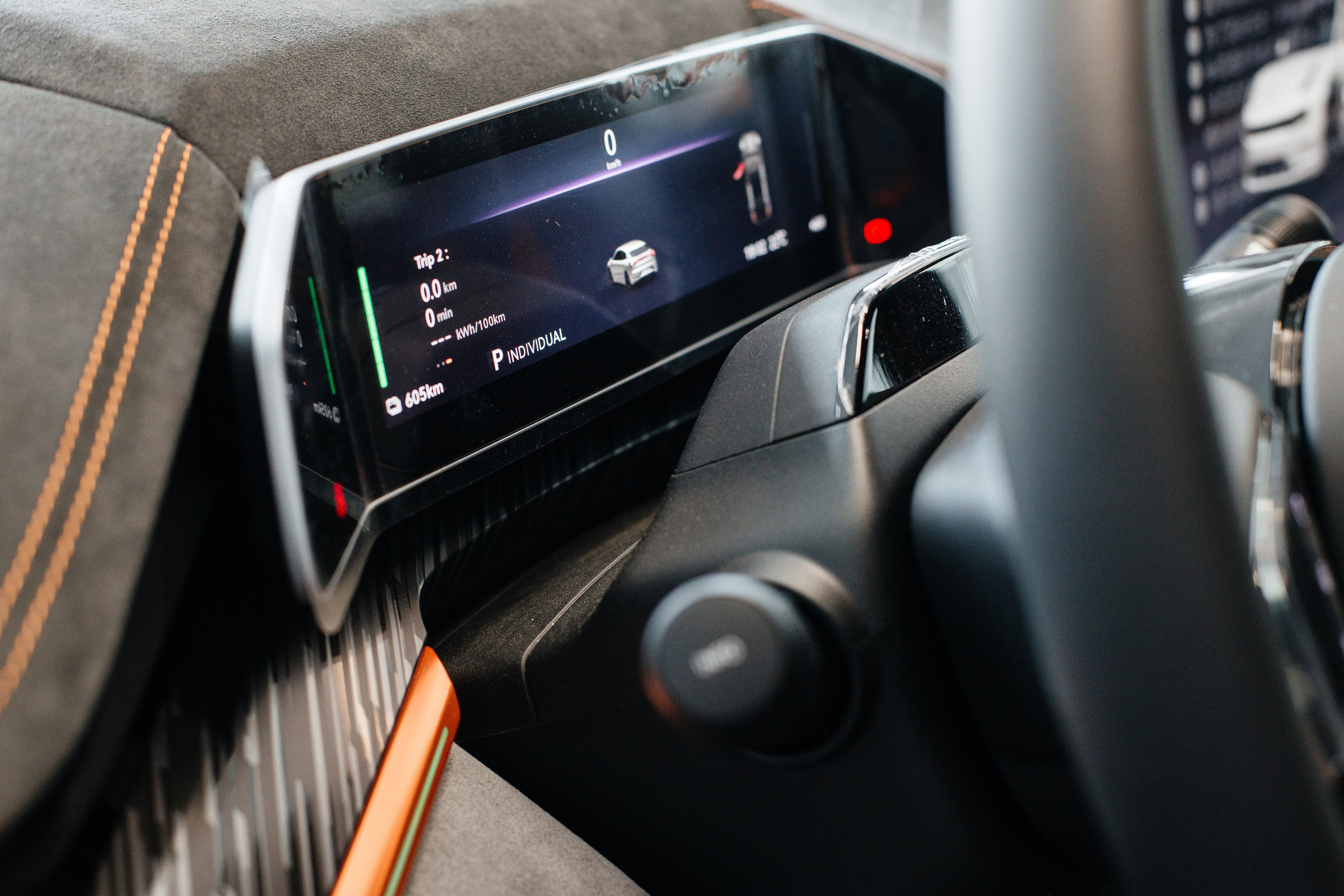 салон автомобиля Zeekr