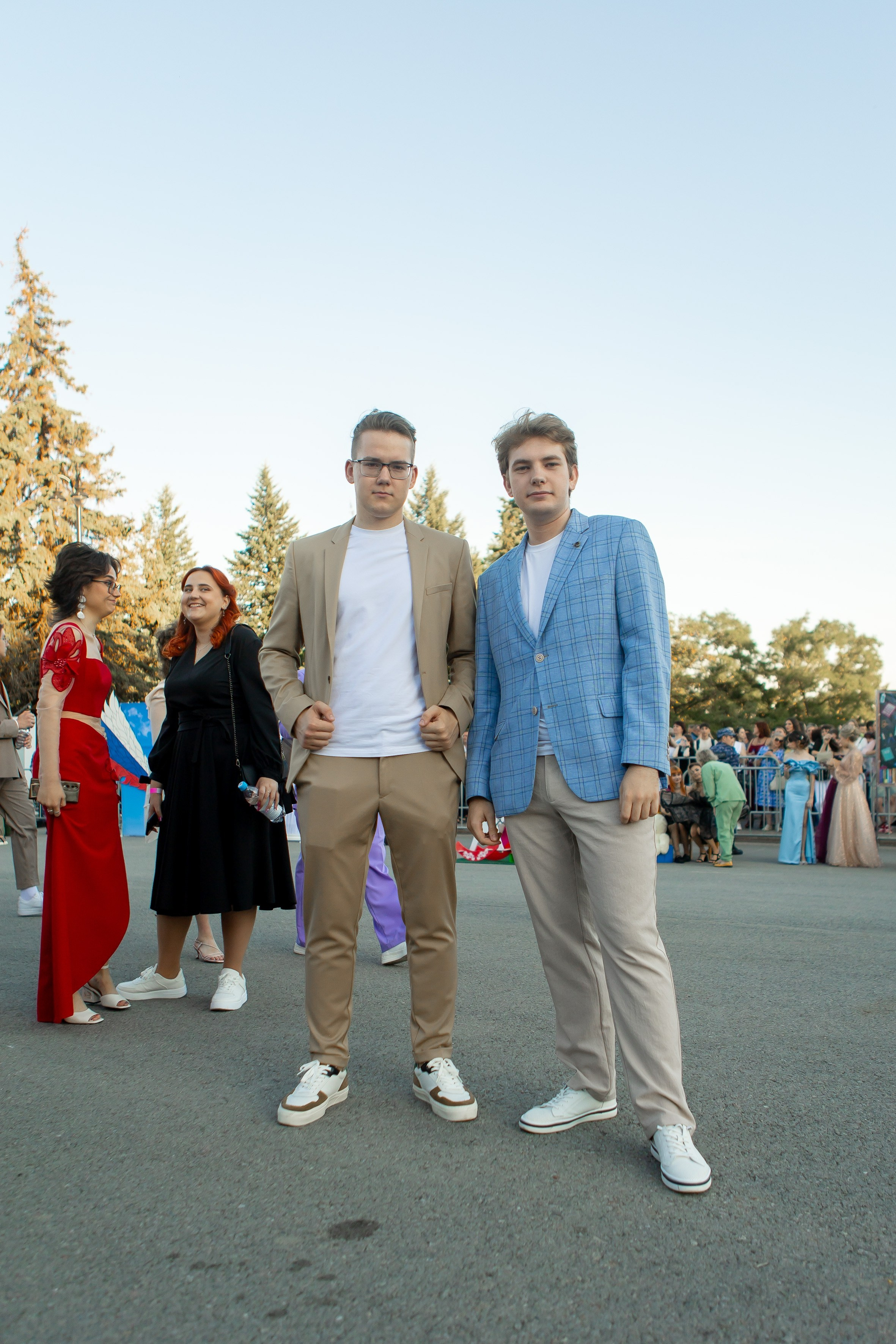 Выпускной Гимназия 12 2024 г. Свадебный и портретный Фотограф в Липецке Дмитрий Котюков