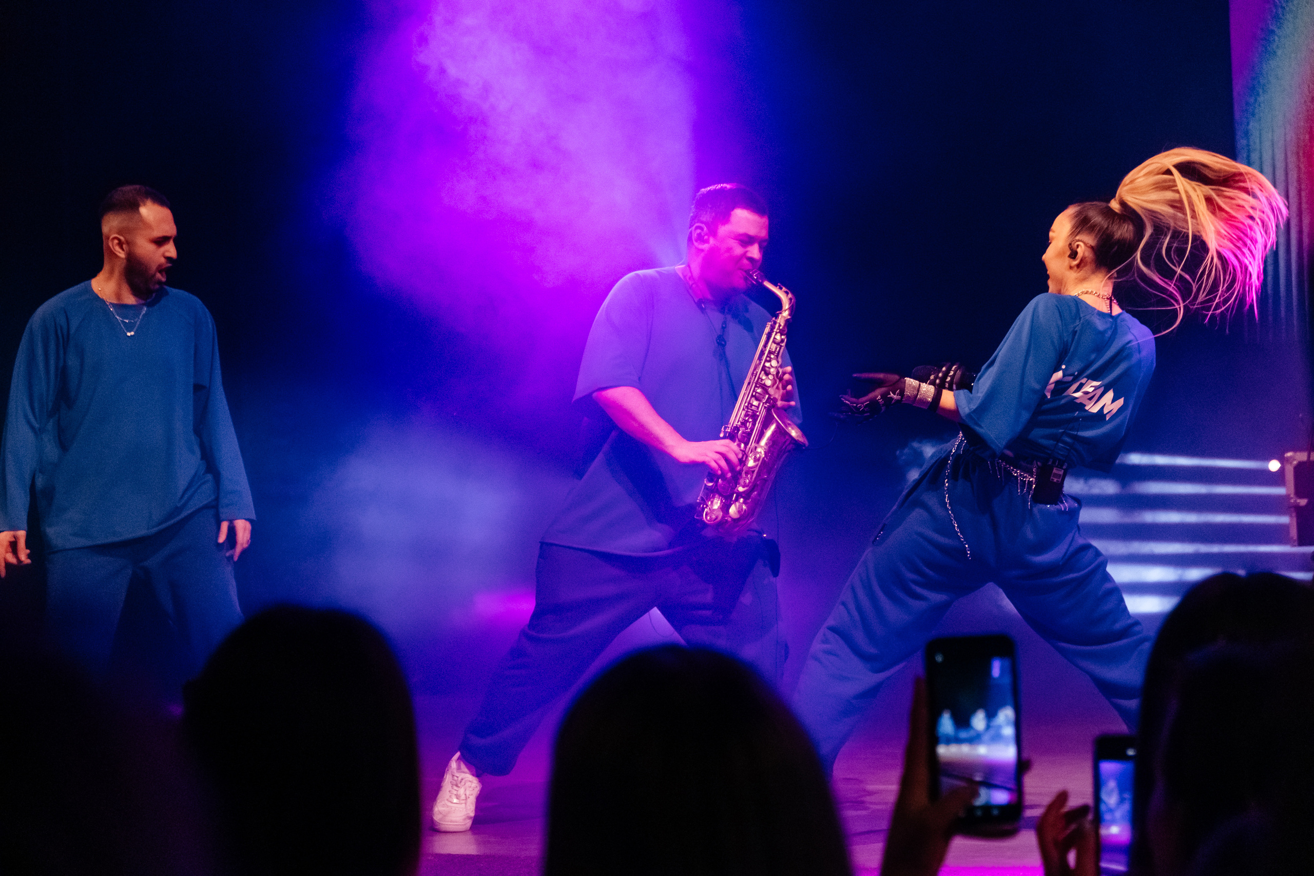 Концерт Мари Краймбрери. Не смотри на других, смотри внутрь себя