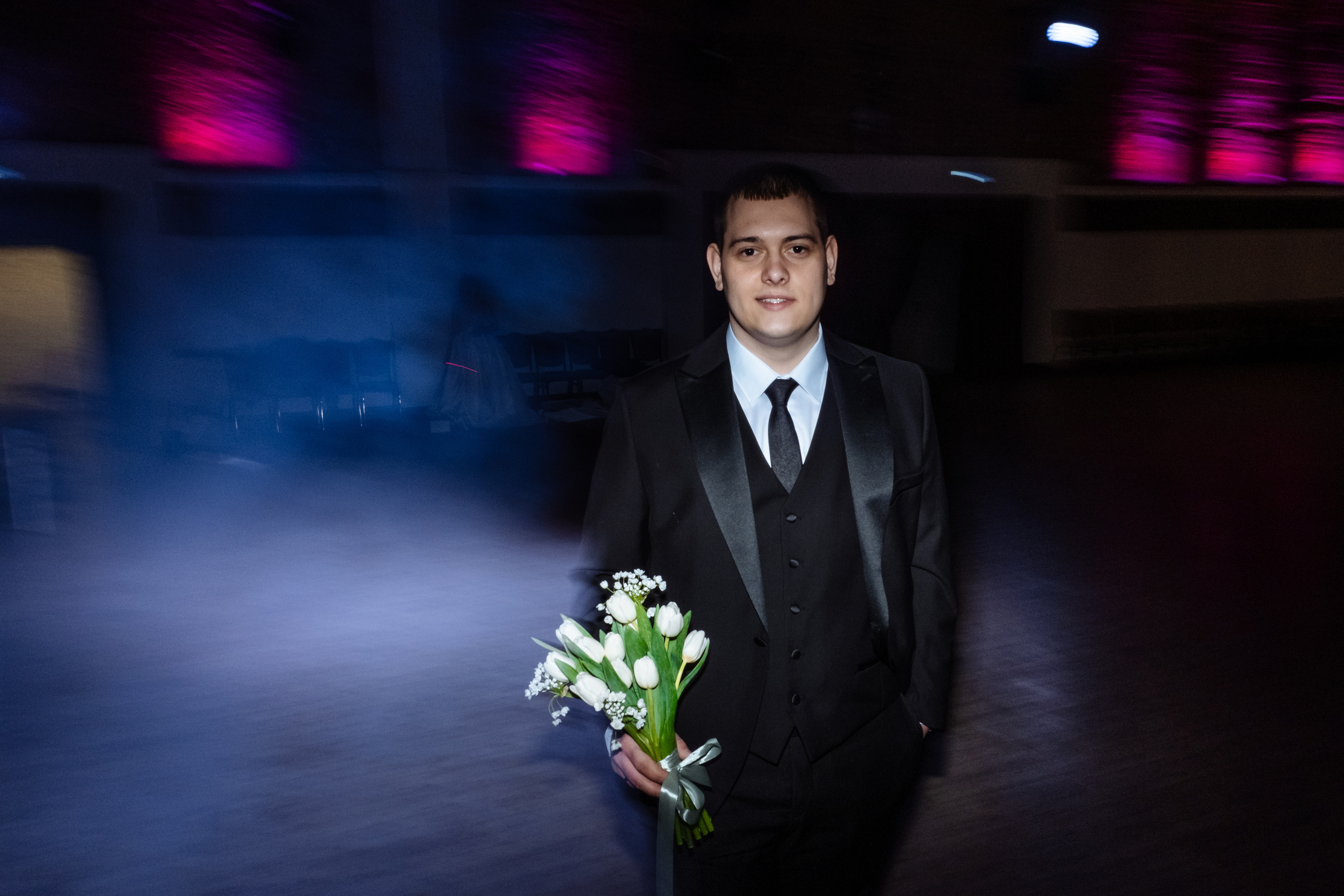 V&A. Не смотри на других, смотри внутрь себя