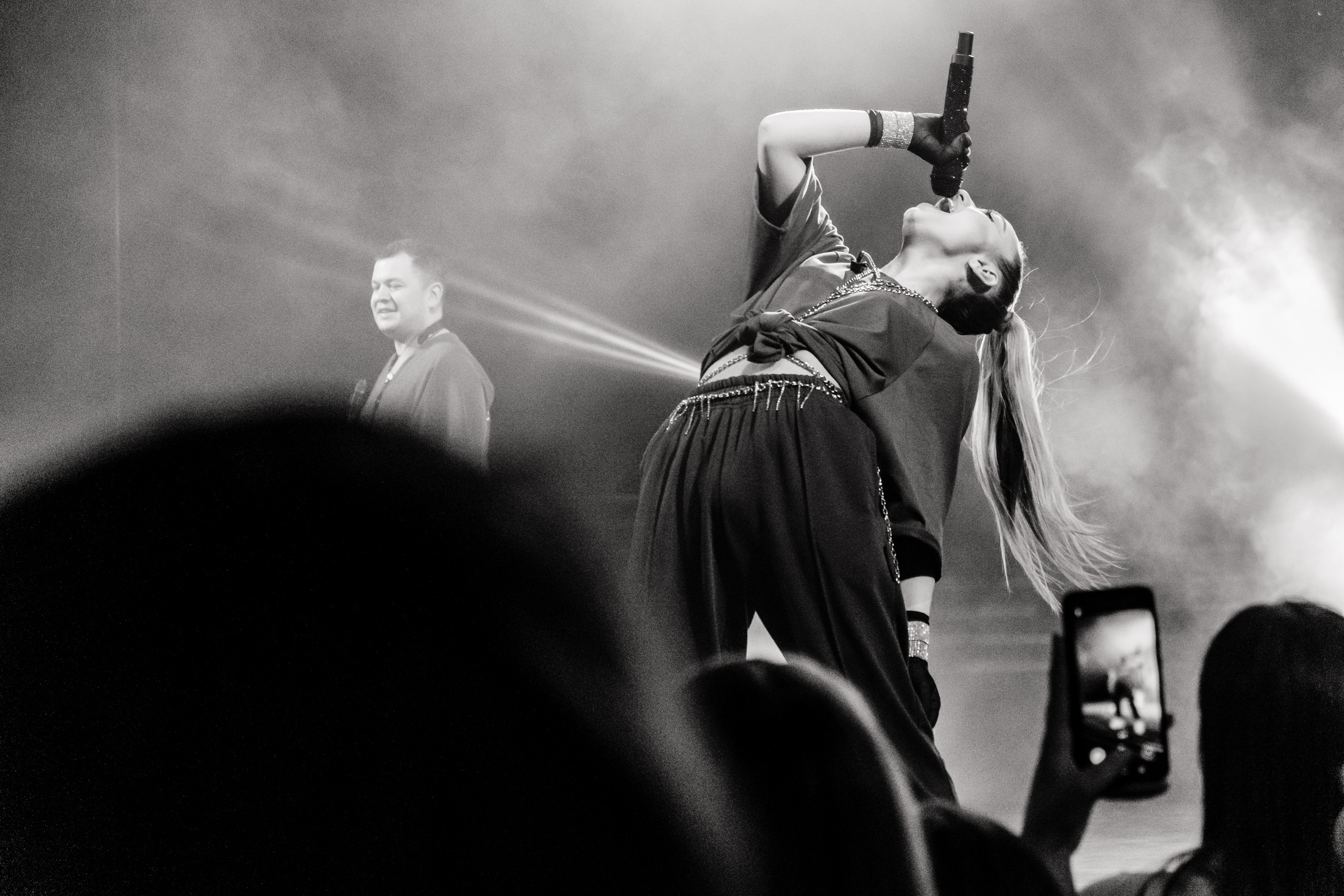 Концерт Мари Краймбрери. Не смотри на других, смотри внутрь себя