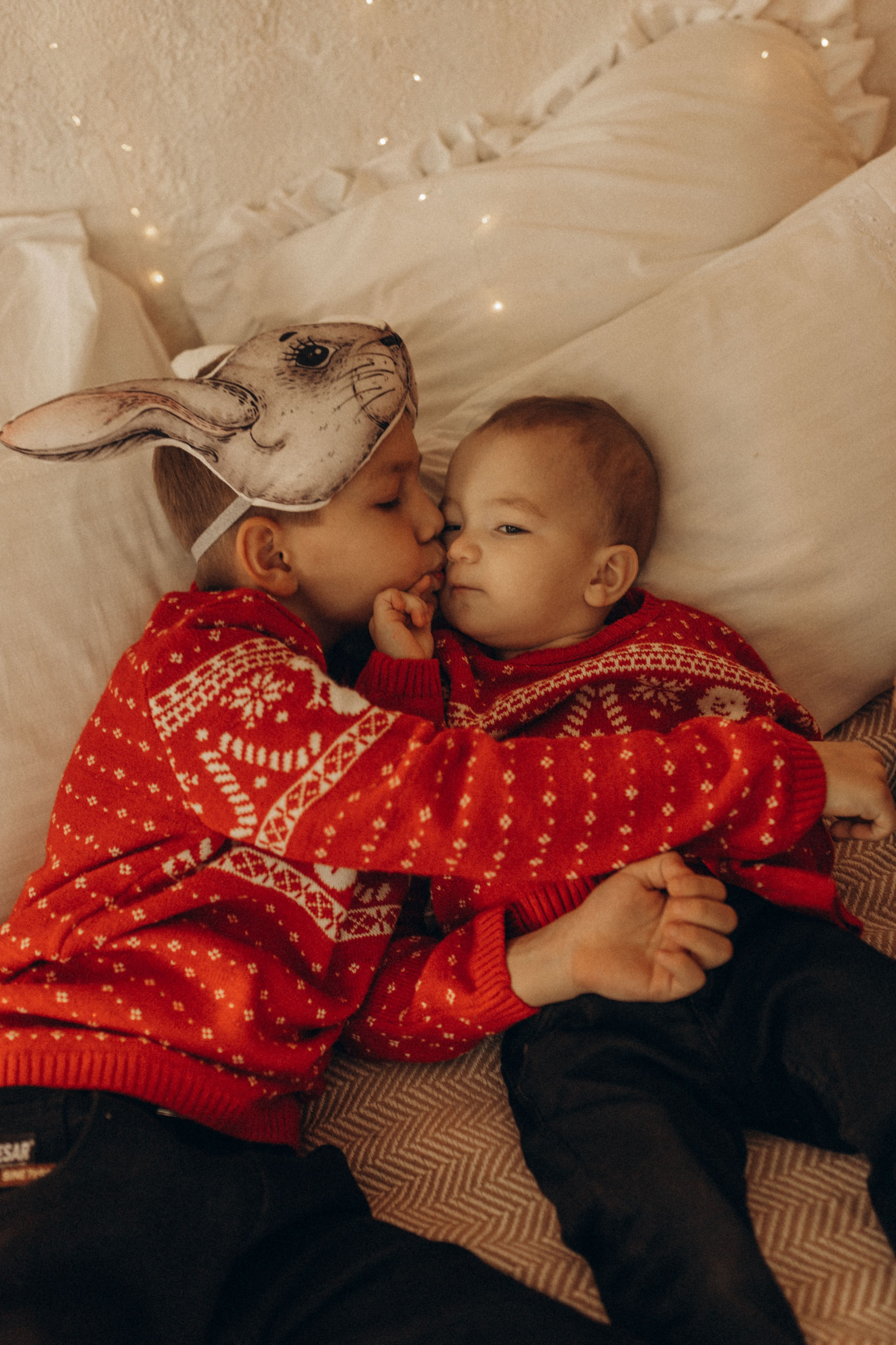 Яркий новый год мама и 2 сыночка. Фотограф в Ставрополе Svetlana Matveeva