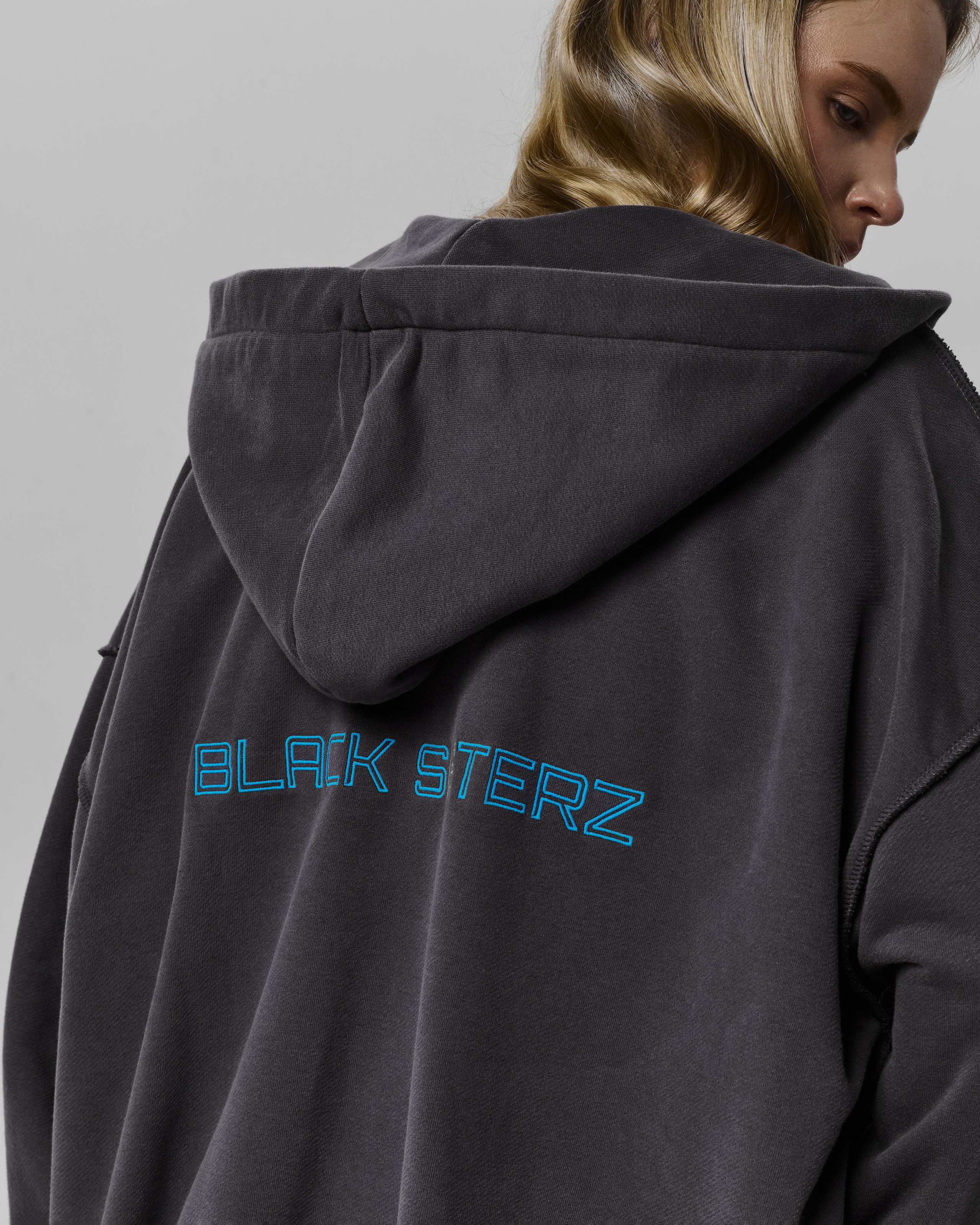 BLACK SISTERZ. Ася Солопова, фотограф Тюмень