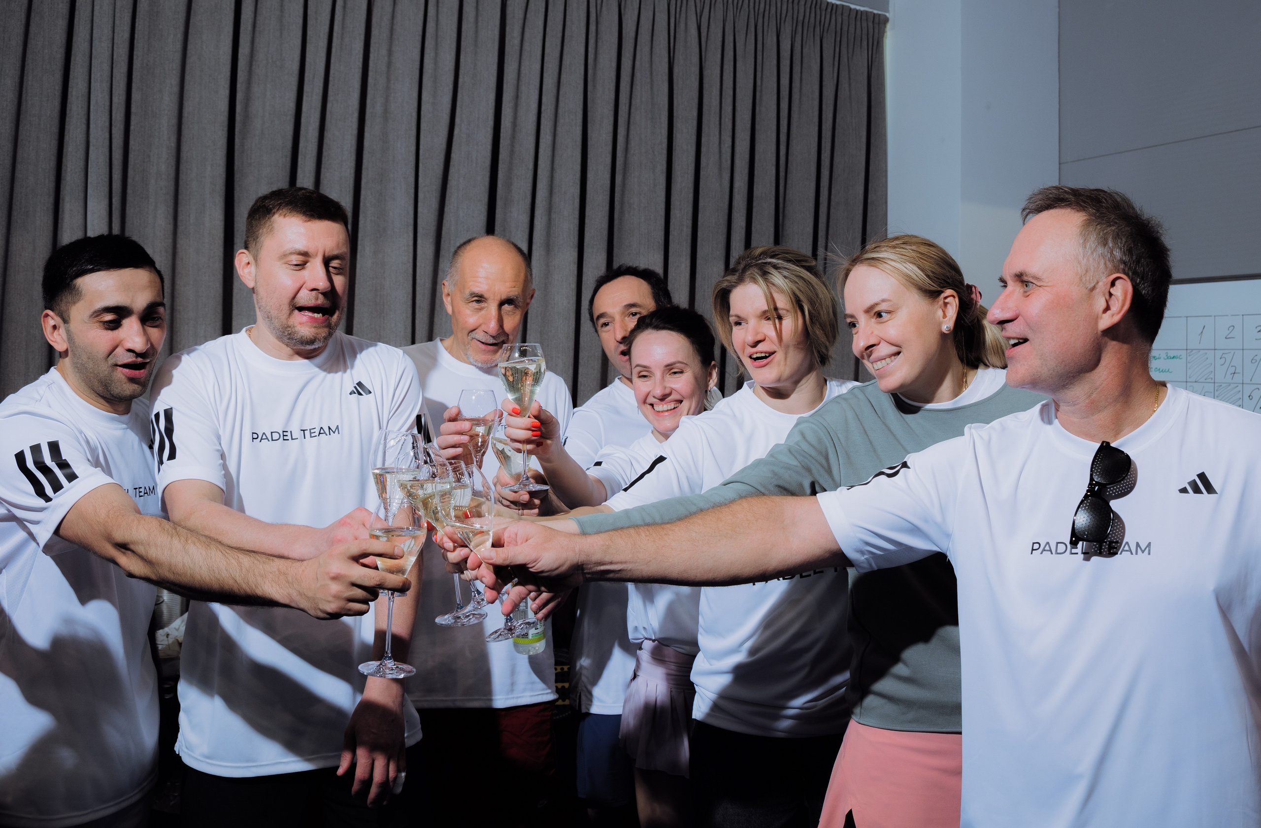 День Рождения. АНДРЕЙ ШИРКАЛИН РЕПОРТАЖНЫЙ ФОТОГРАФ МОСКВА НА КОРПОРАТИВ, ДЕНЬ РОЖДЕНИЯ, БАНКЕТ, КОНФЕРЕНЦИЮ, ТИМБИЛДИНГ