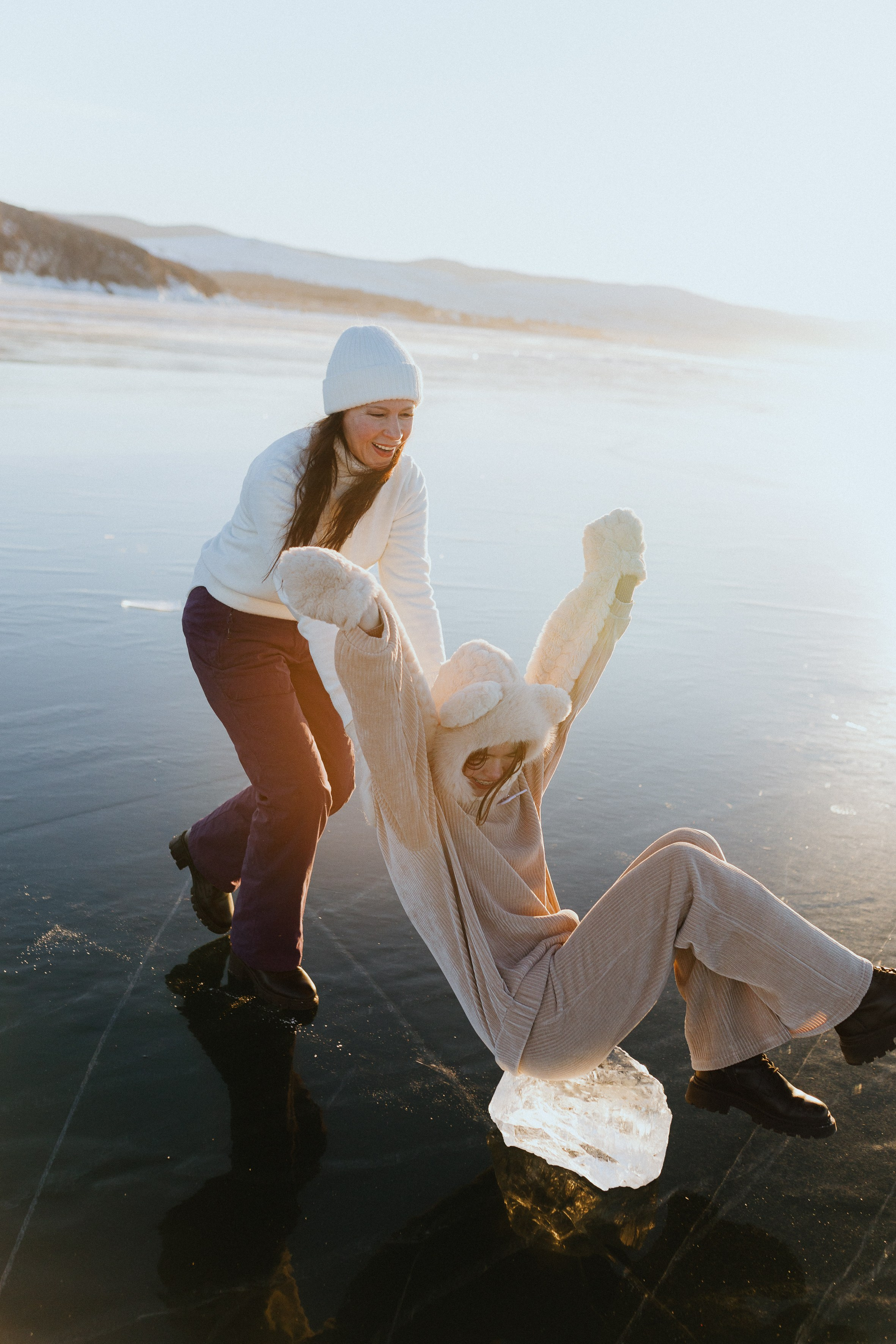 Последний день чистого льда. Фотограф Ольхон, Регина