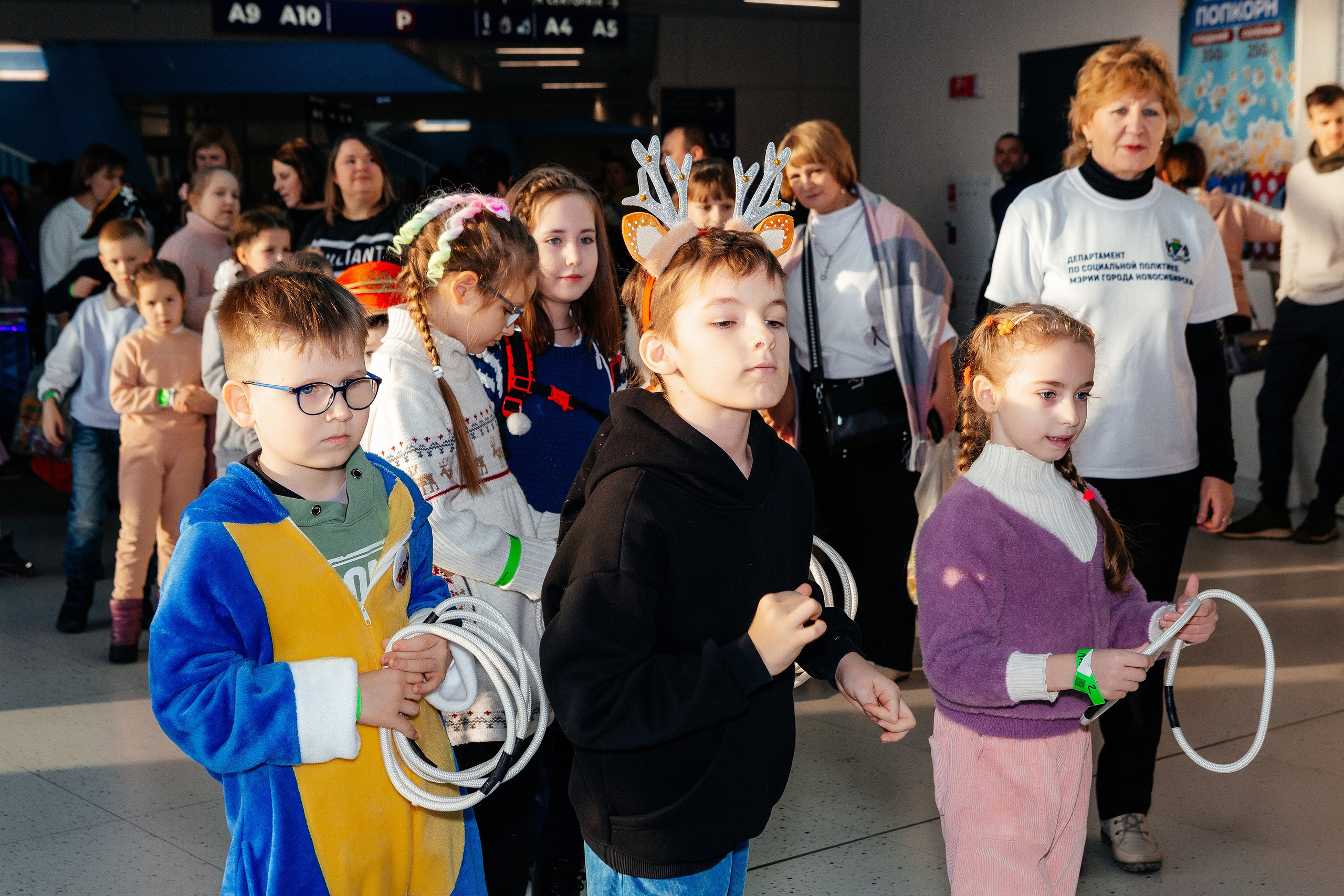 Благотворительный НГ. Фонд Завтра. Контент фотограф, съемка для маркетплейсов, фуд съемка и репортажи в Новосибирске Ралия Галеева