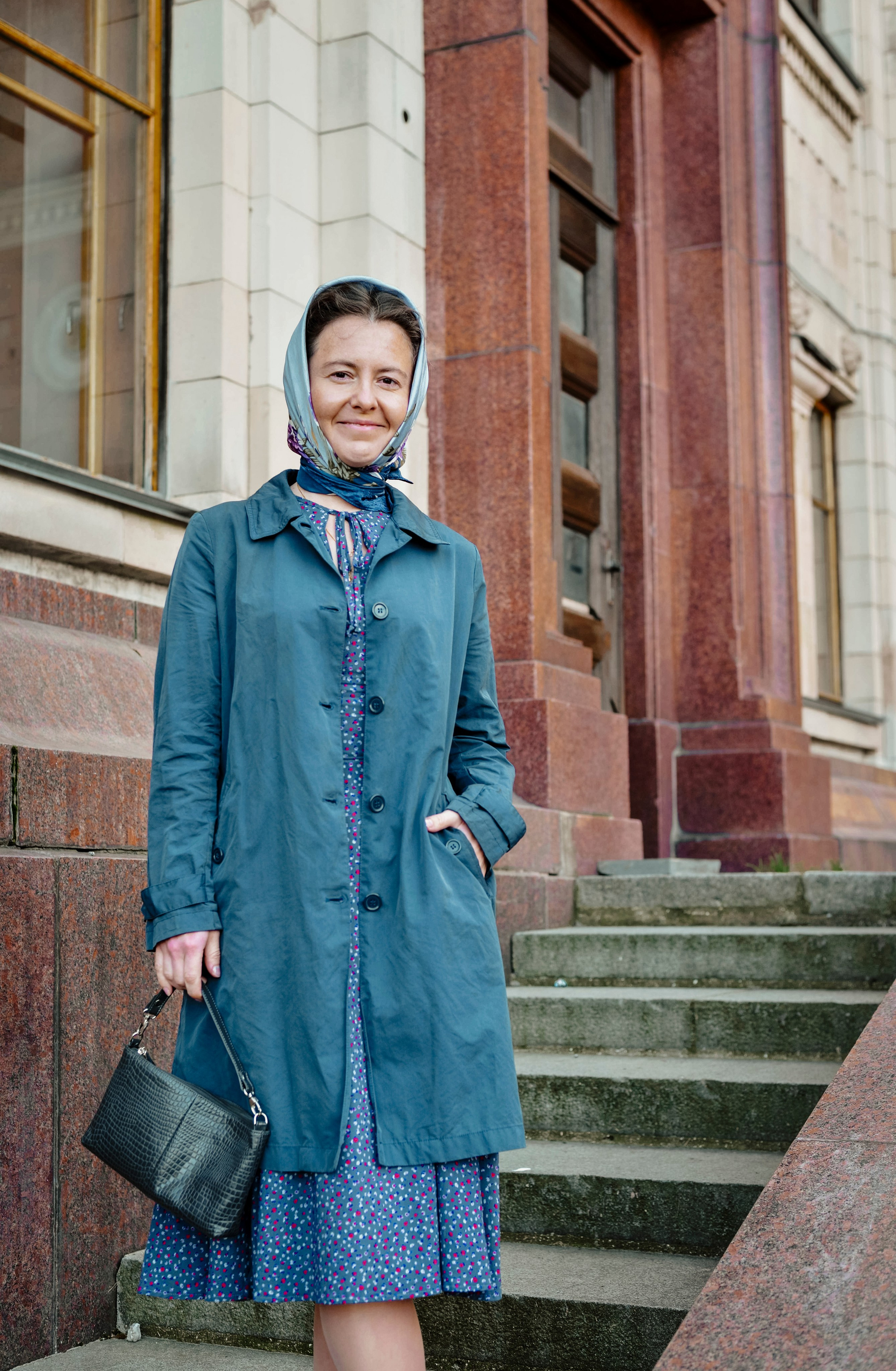 Ретро прогулка на Воробьевых горах. Фотограф Москва: тематическая фотосессия с подбором образа