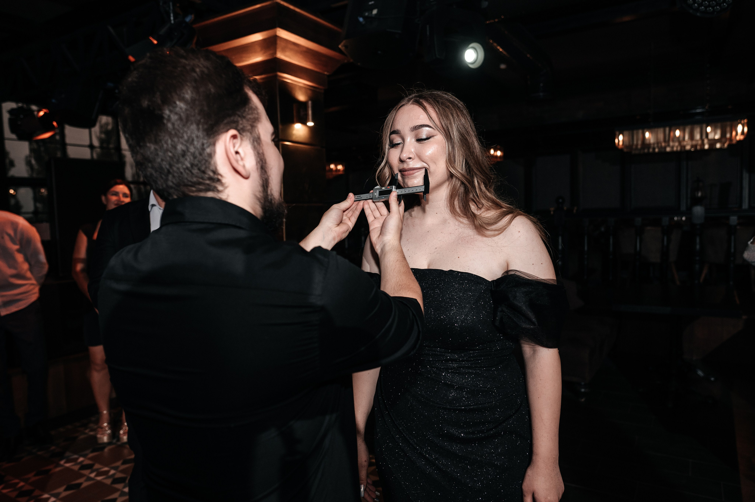 Даниил и Валерия. Черная утка. Полный день. Фотограф Екатерина Бочарникова