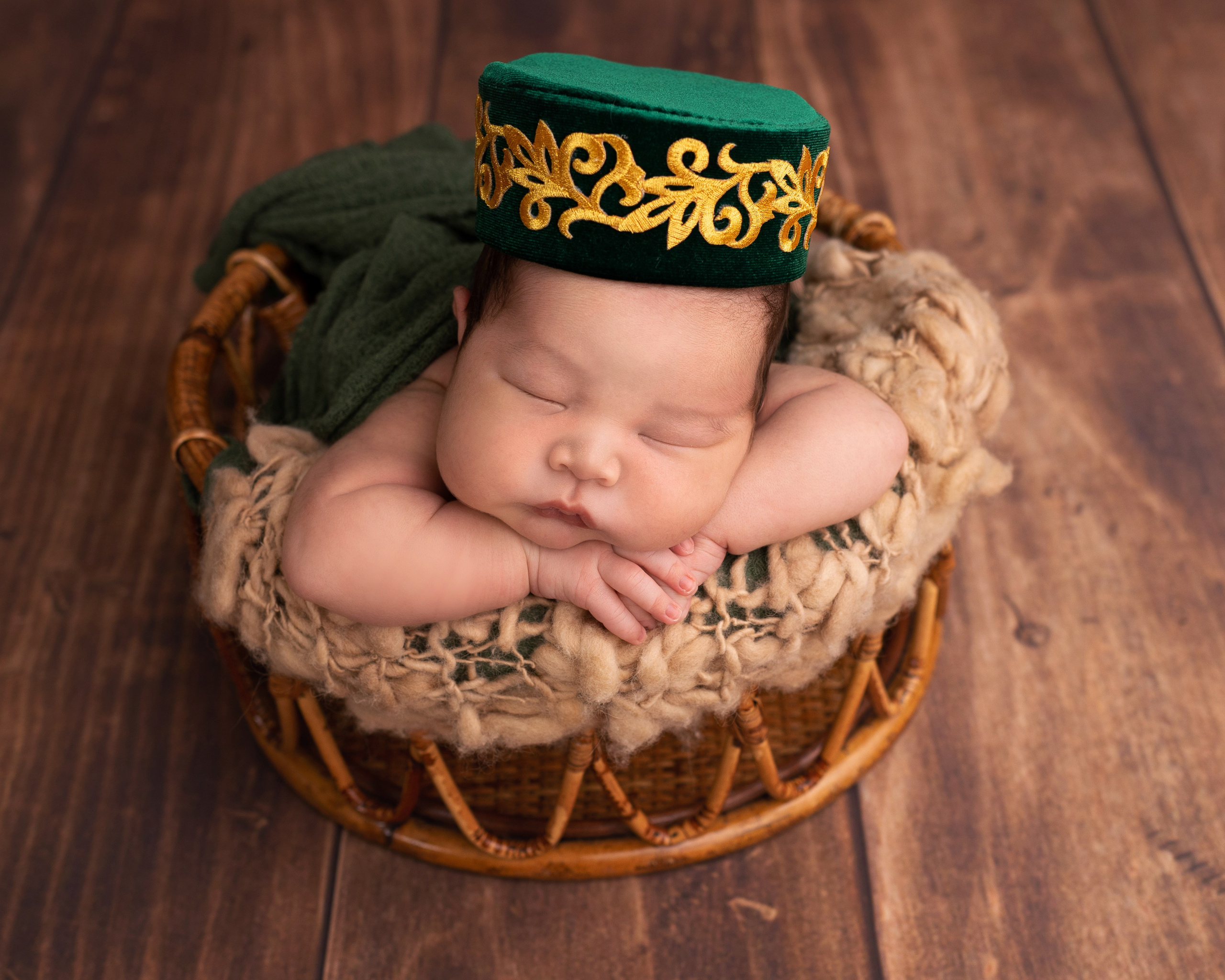 Фотограф новорожденных малышей в Омске и Омской области Эльвира Камаева