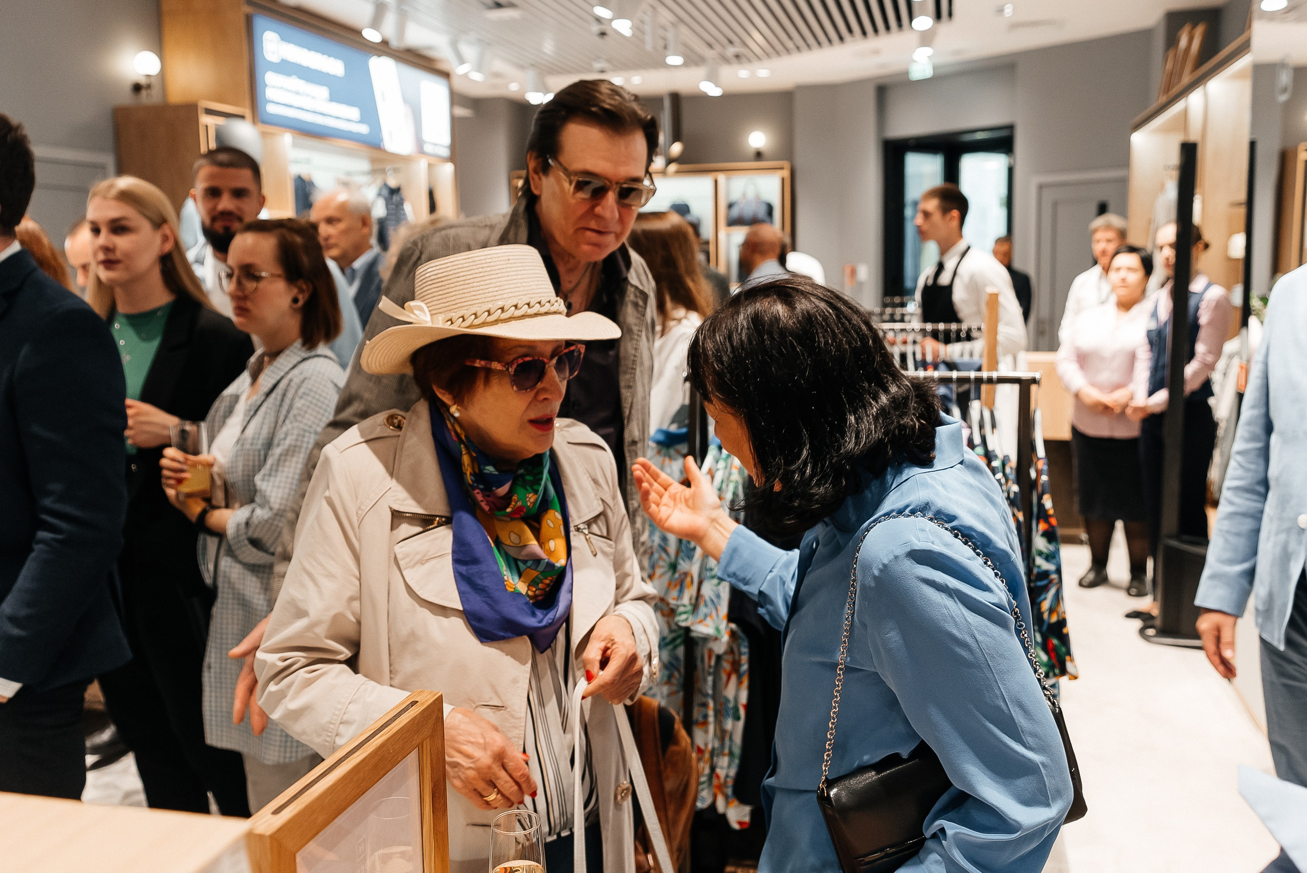 Henderson. Павел Краснов — Свадебный и репортажный фотограф в Москве