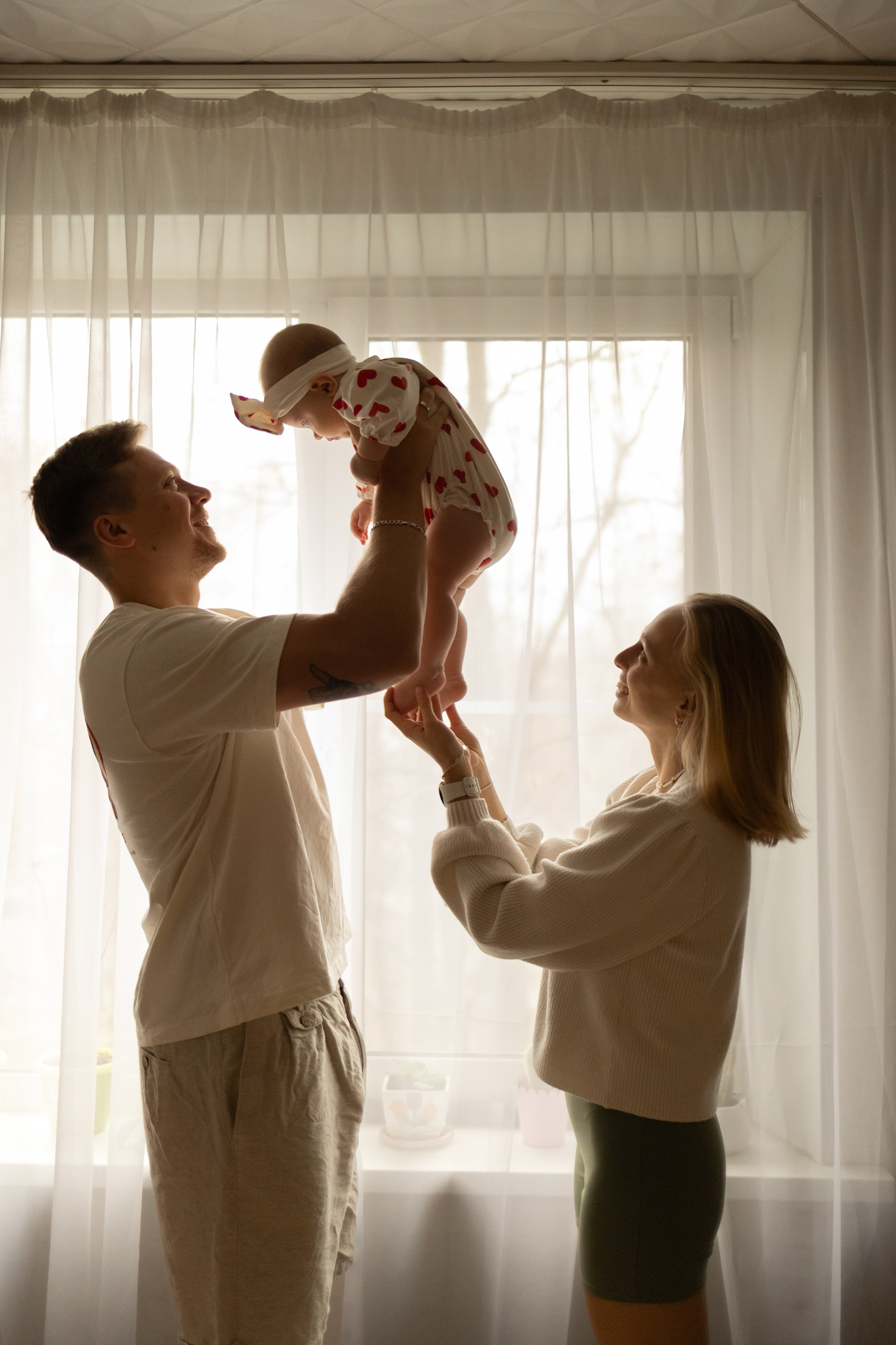 Семейная фотосессия Москва, семейный фотограф в Москве, семейная фотосессия, детский фотограф, семейная фотосессия дома, домашняя фотосессия с малышом, домашняя семейная фотосессия, фотосессия с малышом