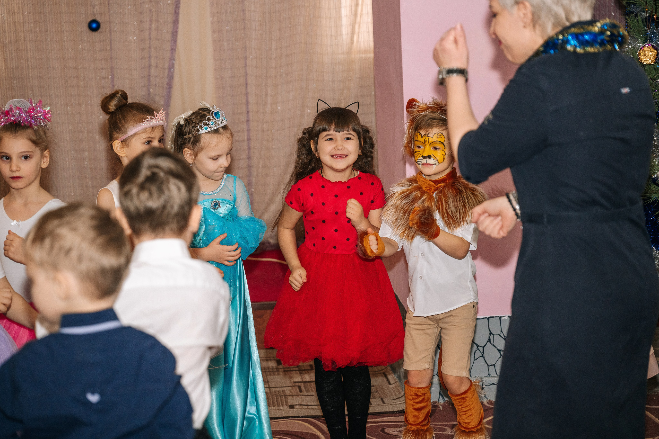 Новогодняя ёлка 2026. Семейный клуб «Открытый город»