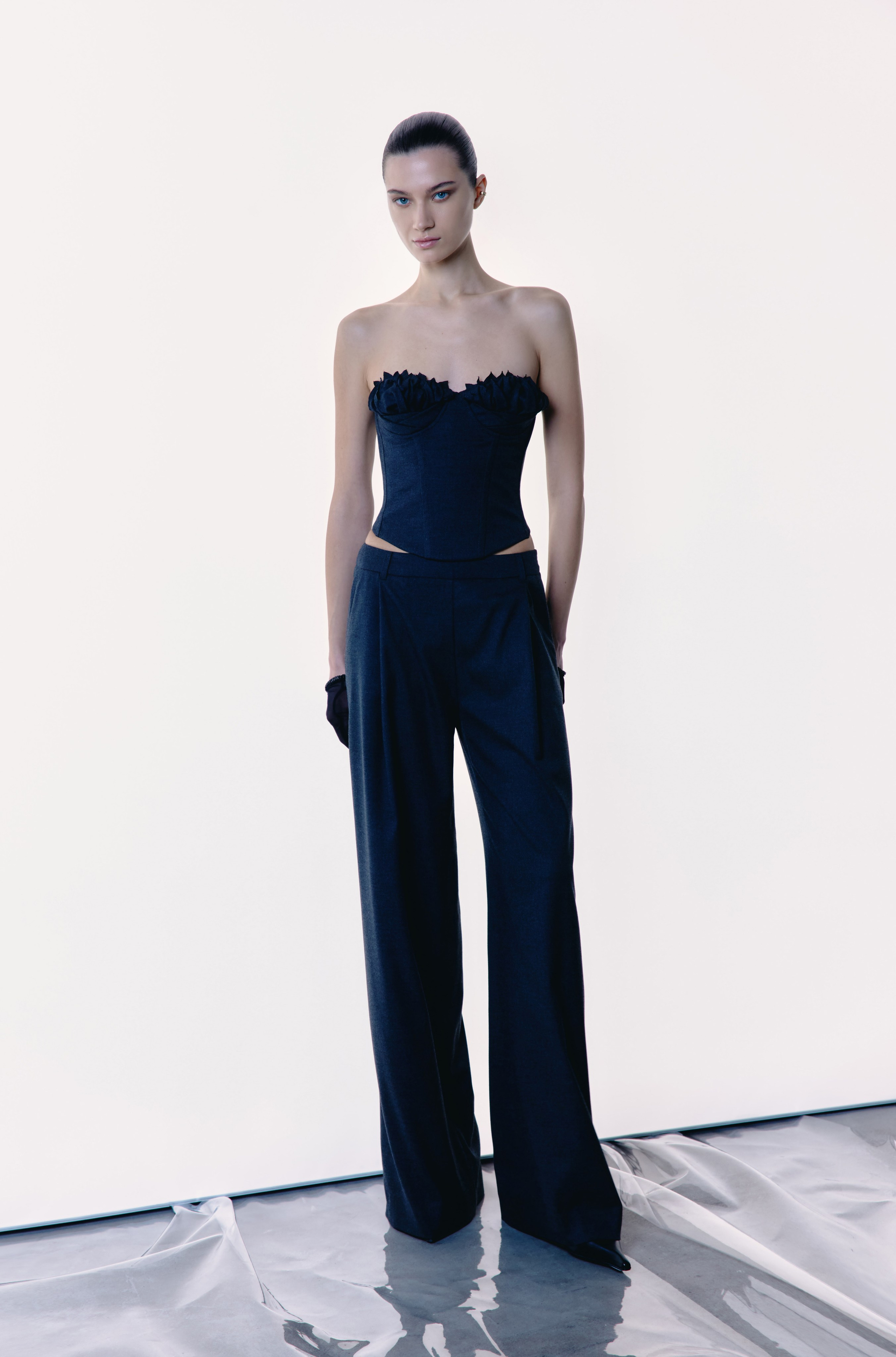 THE ROAD | VELNOIR. Главная