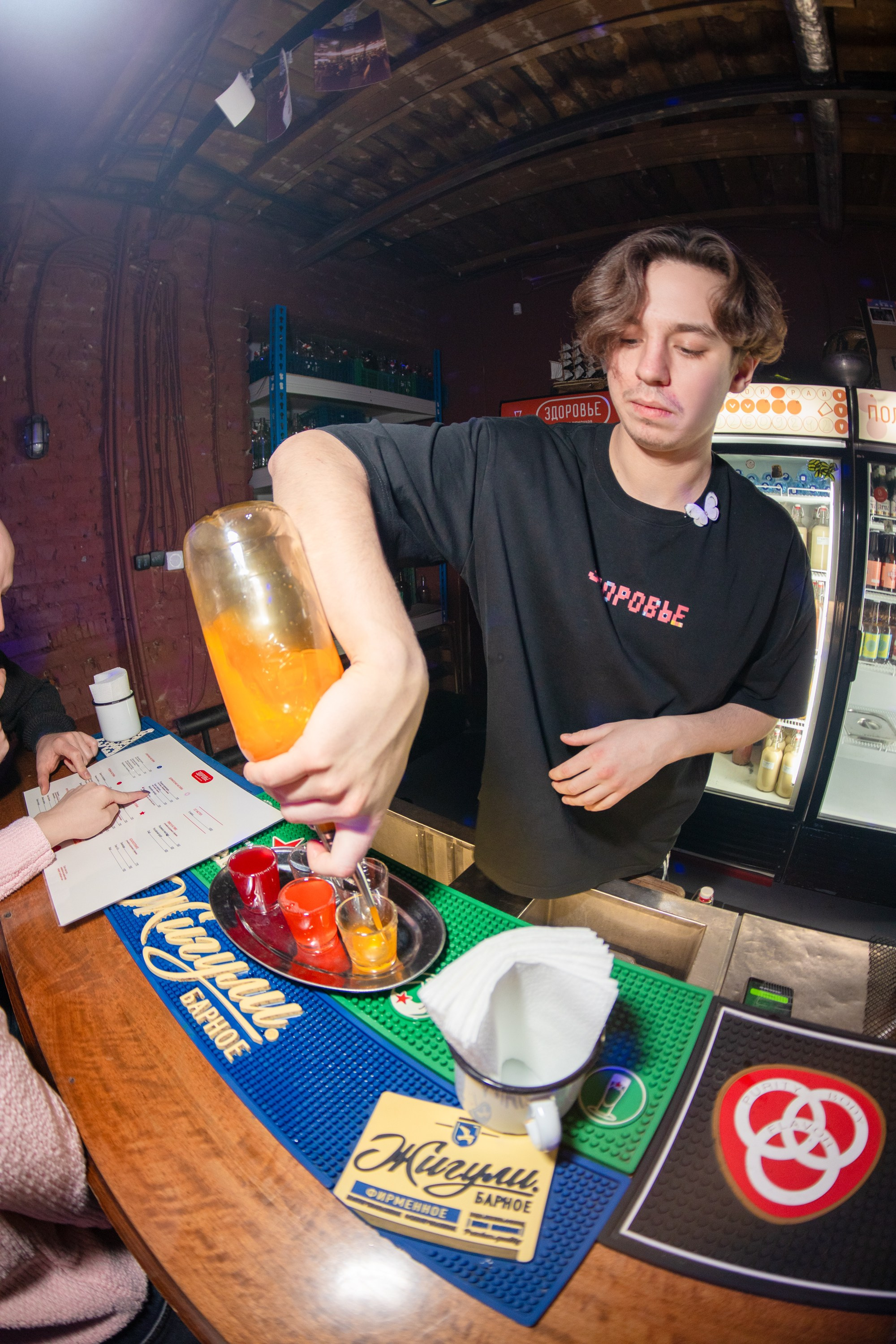 Рюмочная «Здоровье». Фотограф Тюмень