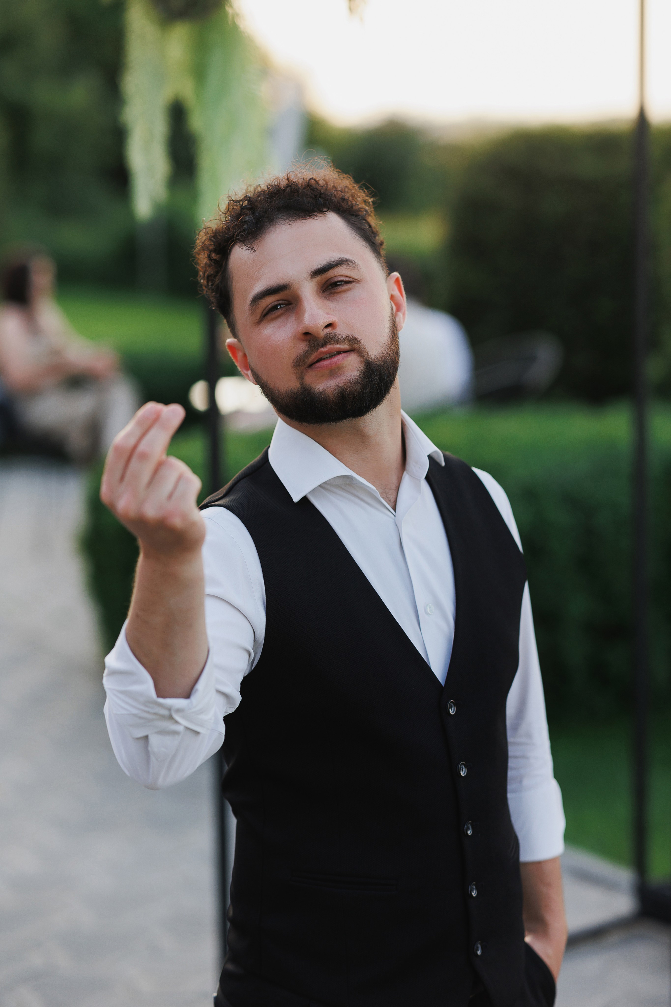 Ведущий Самсон Сахаров