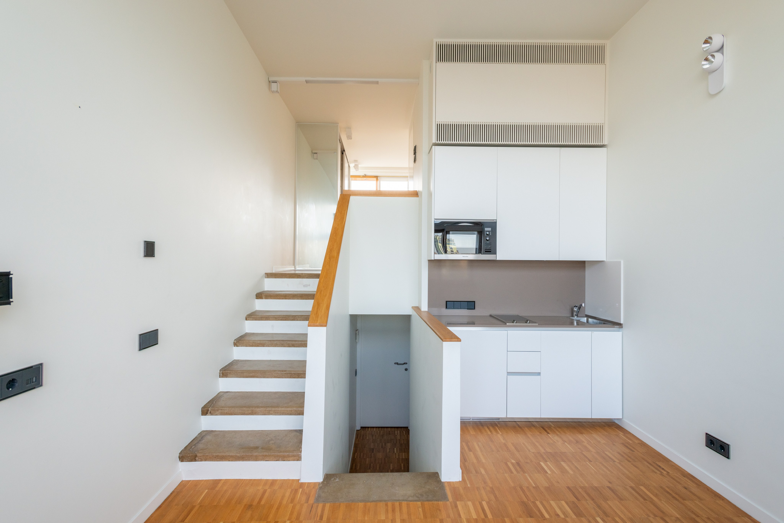 Дом Наркомфина. Коммерческая фотосъёмка городской среды, архитектуры и производственных объектов