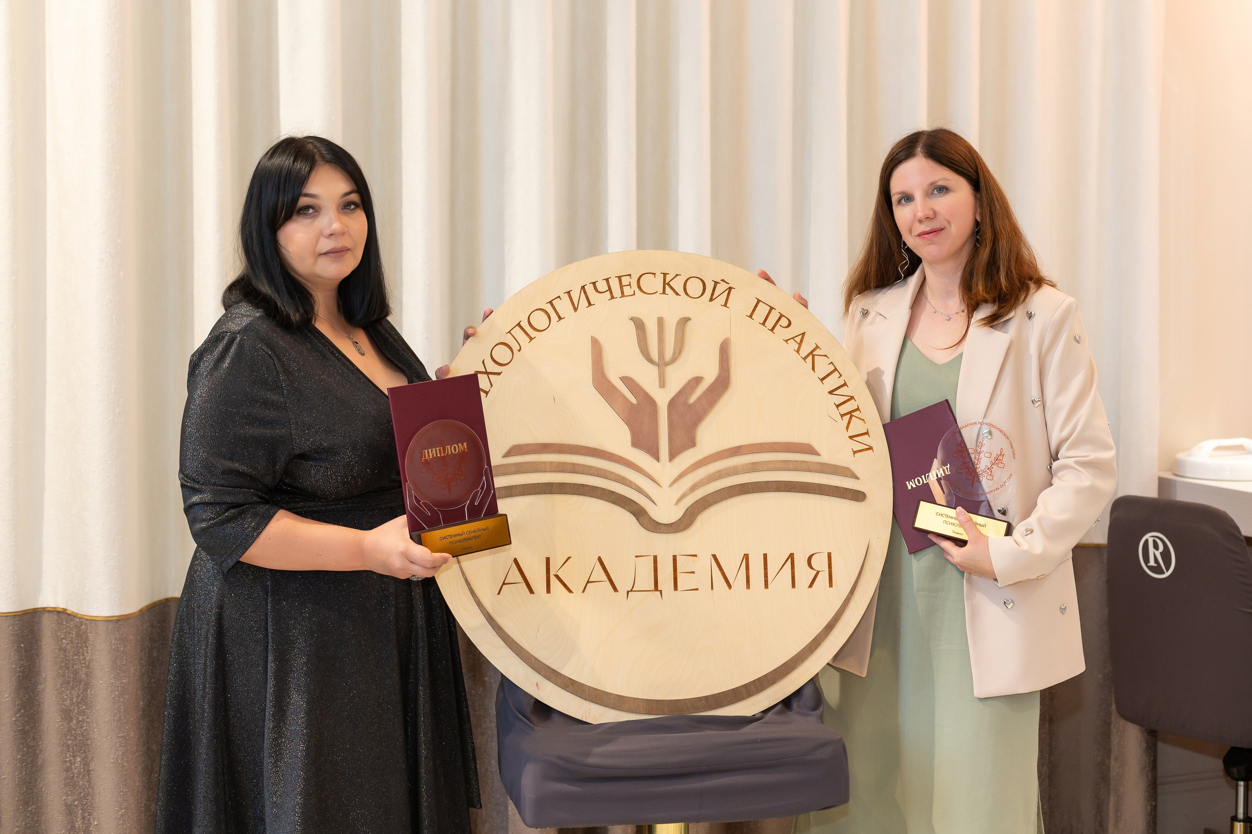 Выпускной курса психологов. Ирина Квасова | Фотограф в стиле VOGUE | Тюмень