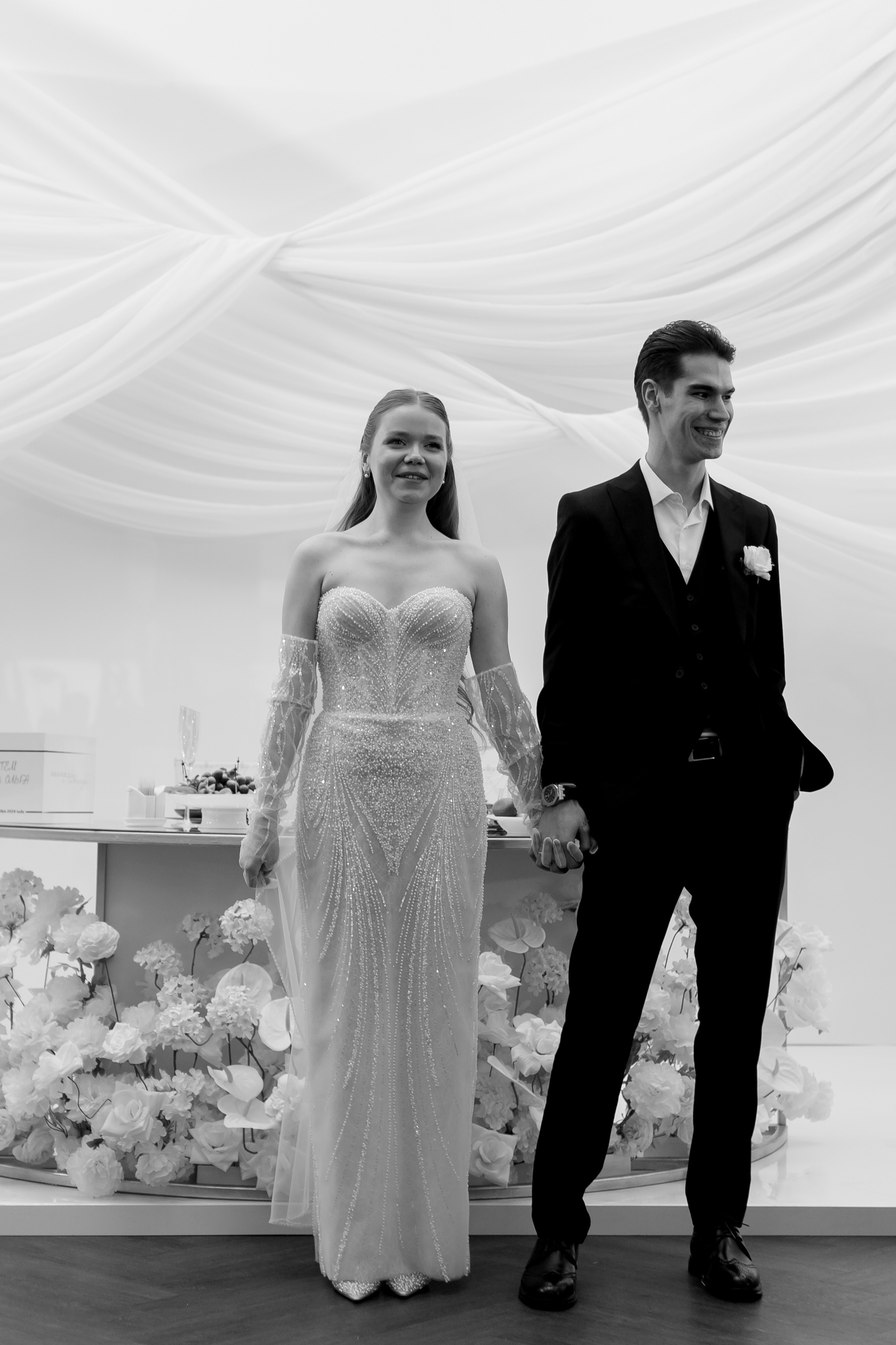 СВАДЕБНАЯ СЬЕМКА СБОРОВ В ОТЕЛЕ И ВЫЕЗД НА ЦЕРЕМОНИЮ (СНЯТО В СИБИРЕ В НИЖНЕВАРТОВСКЕ). Профессиональный фотограф, Санкт-Петербург — Виктория Богомолова