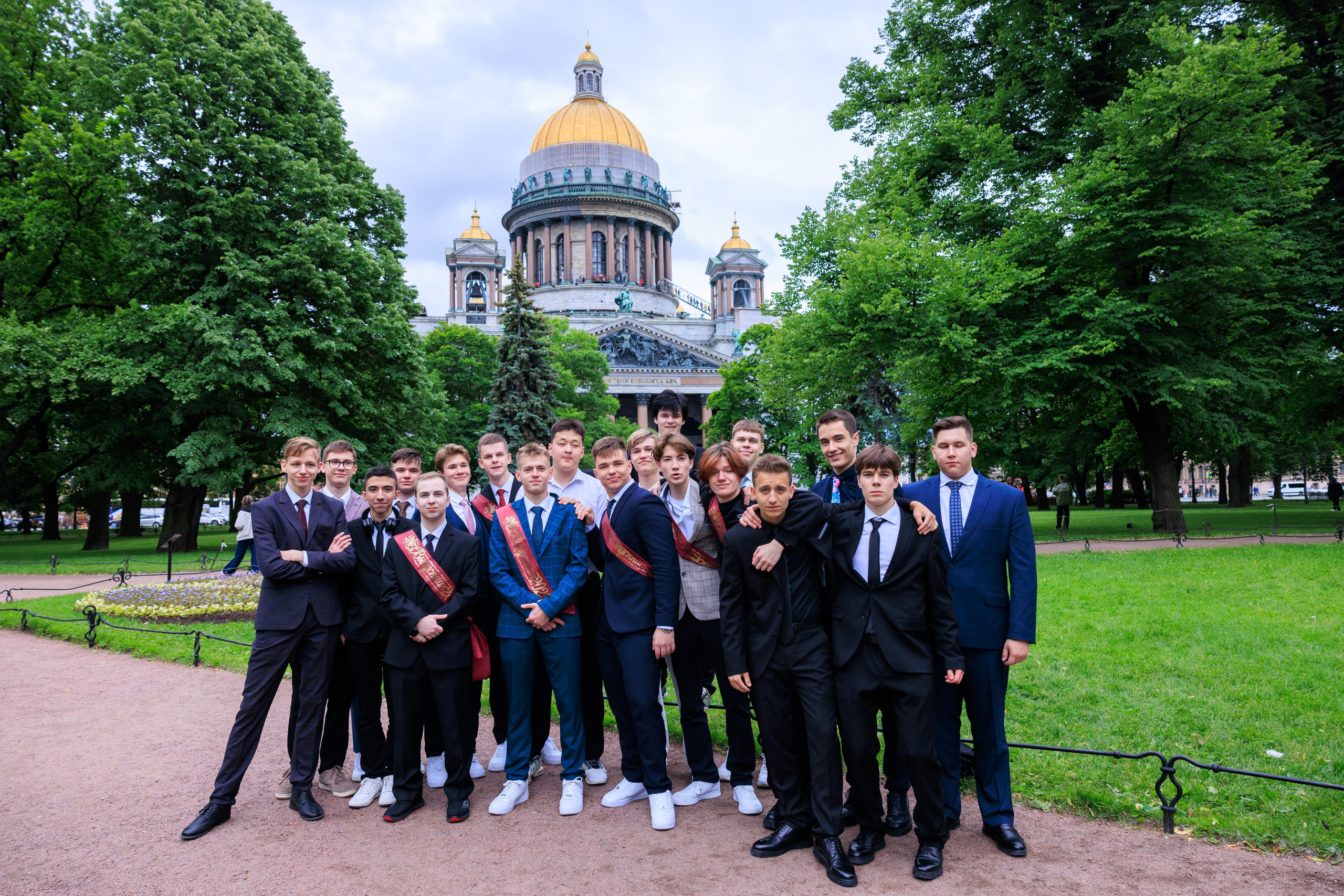 Выпускной лицея 244. Фотограф Александр Заломаев