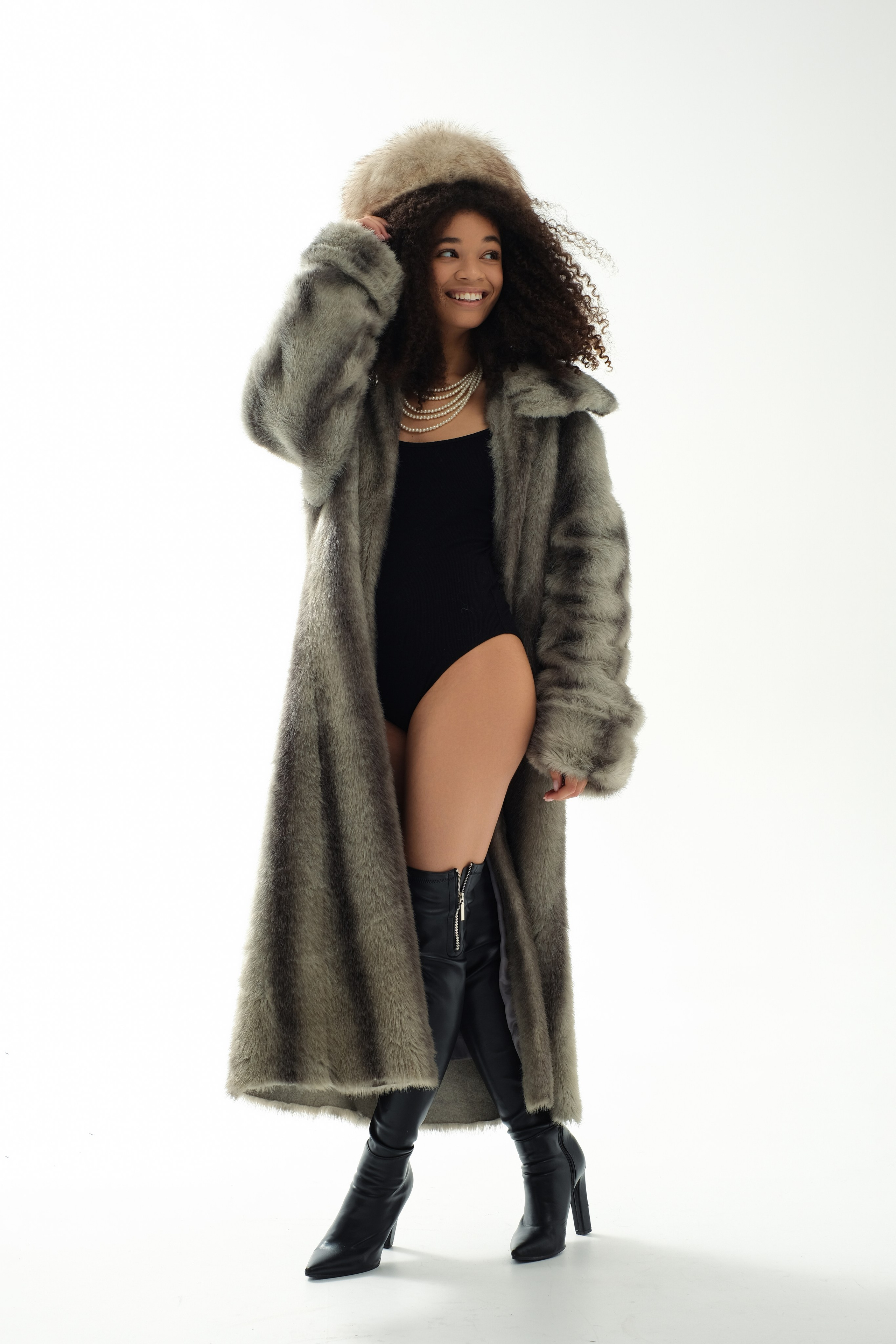 Studio. Фотограф в Москве. Женский и мужской портрет, лавстори (love story)