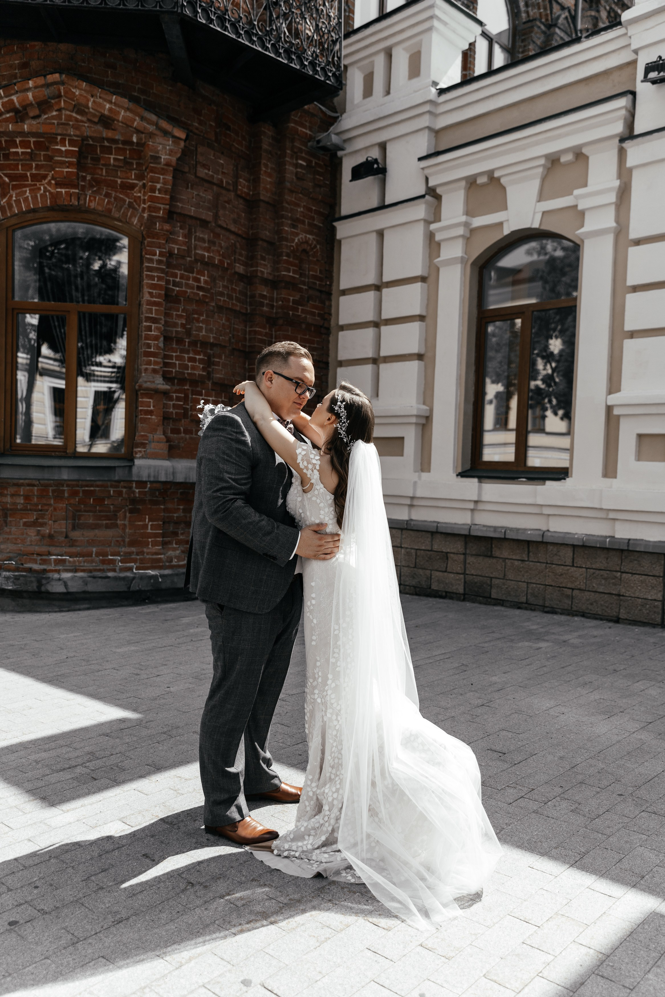 Свадебный фотограф Уфа — Руслан ГабдлисламовЖивые эмоции, красивые кадры, воспоминания на всю жизнь.Работаю по всей Республике Башкортоста. Свадебный фотограф Уфа Руслан Габдлисламов