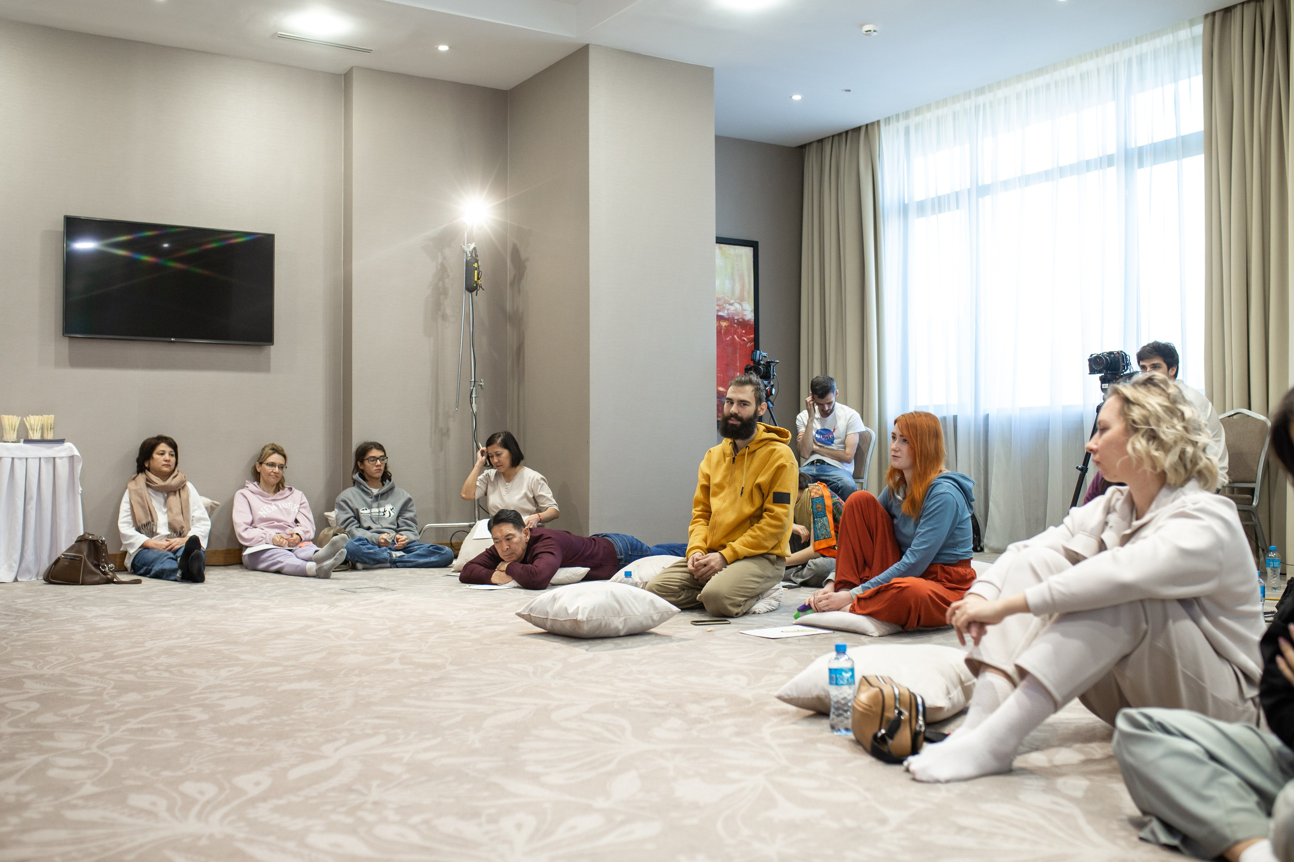 Тренинг (DoubleTree by Hilton Almaty). Jora Abramov | Коммерческий и репортажный фотограф в Алматы