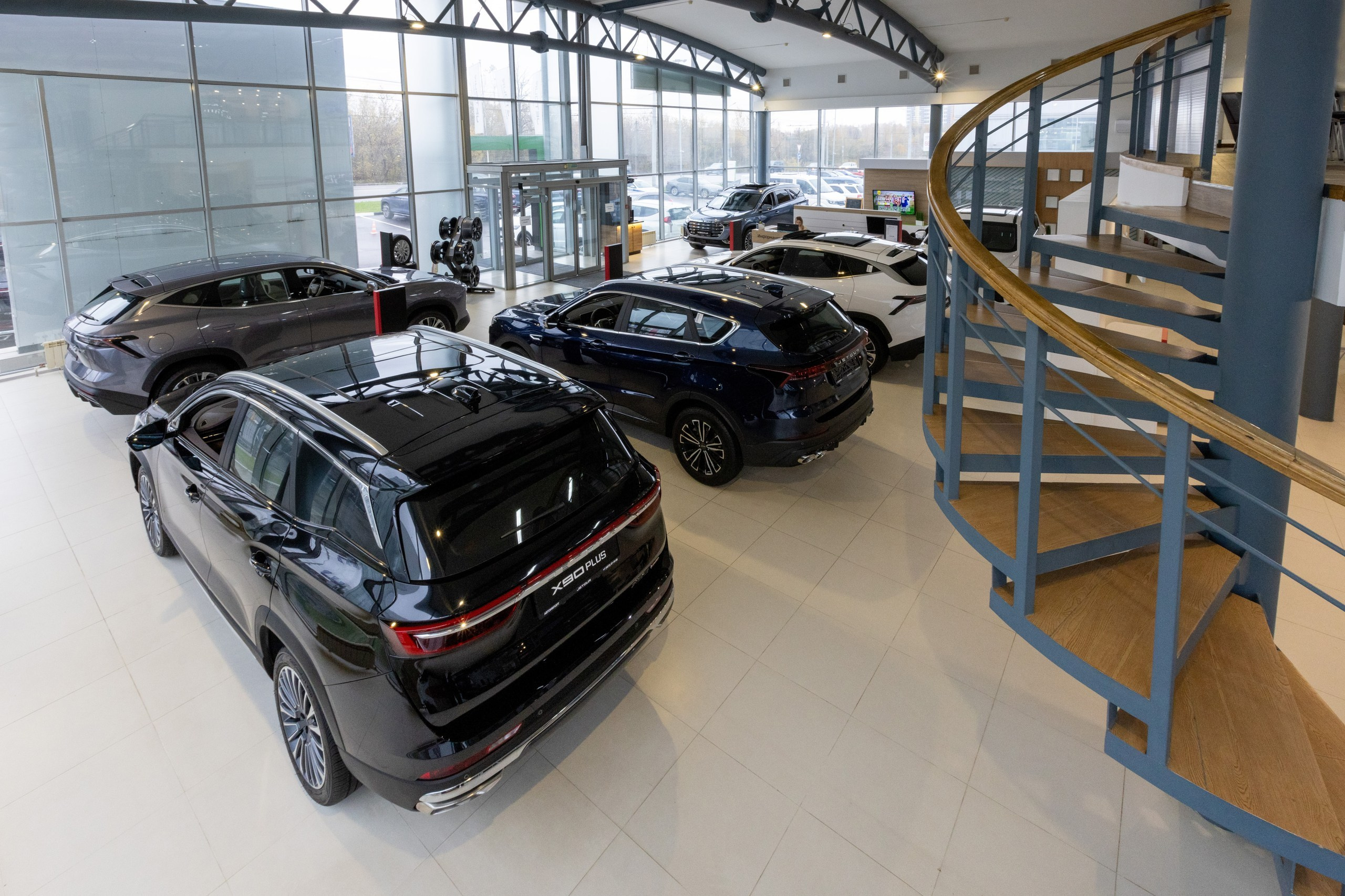 Автосалон Автоимпорт JETOUR. Фотограф в Туле Крупский АнДРей. Фотостудия «КАДР71» в Туле