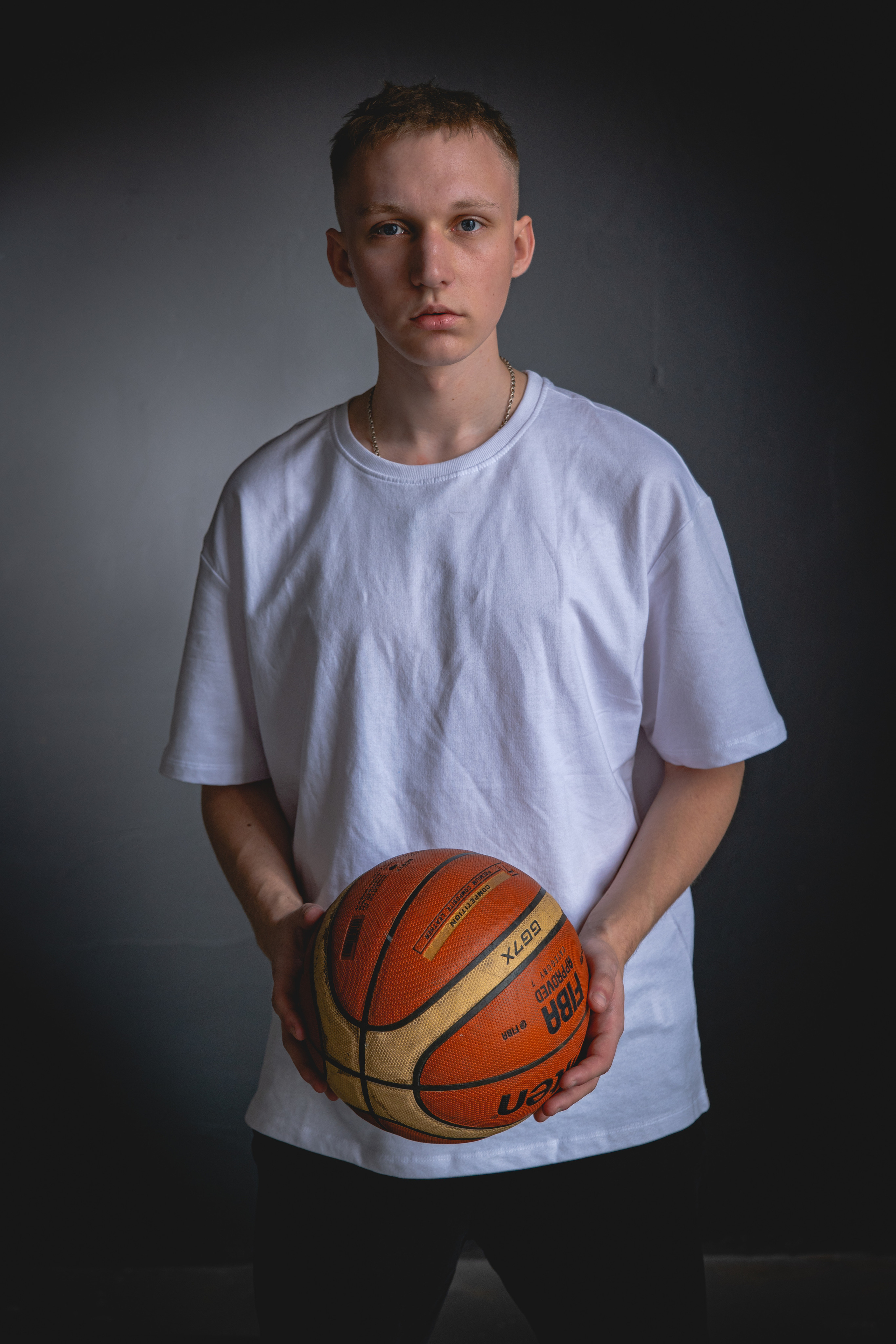 Богдан. Контент для ведения социальных сетей. Фотосессия в Спб в студии, фотограф Панютина Марина