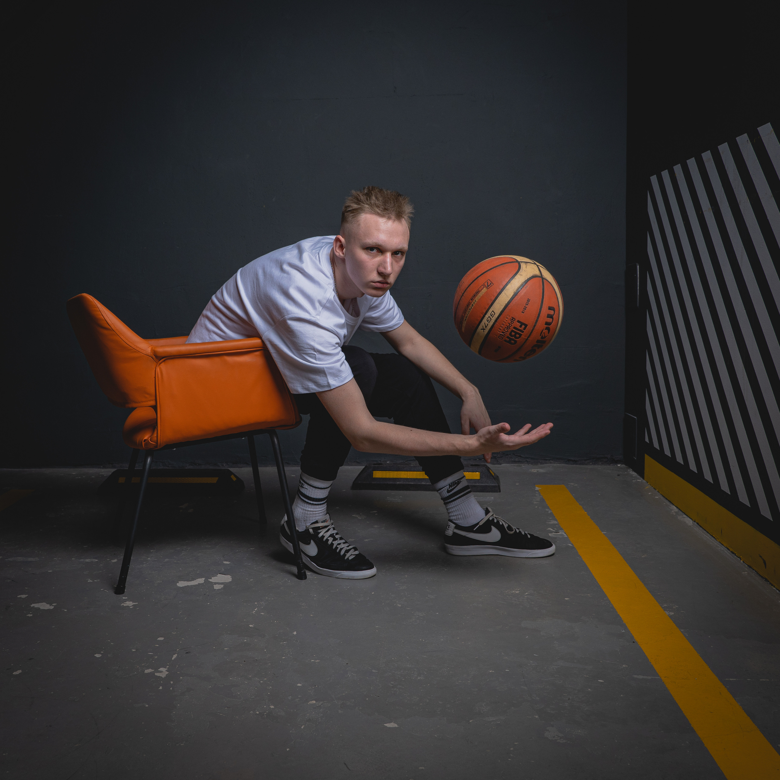 Богдан. Контент для ведения социальных сетей. Фотосессия в Спб в студии, фотограф Панютина Марина