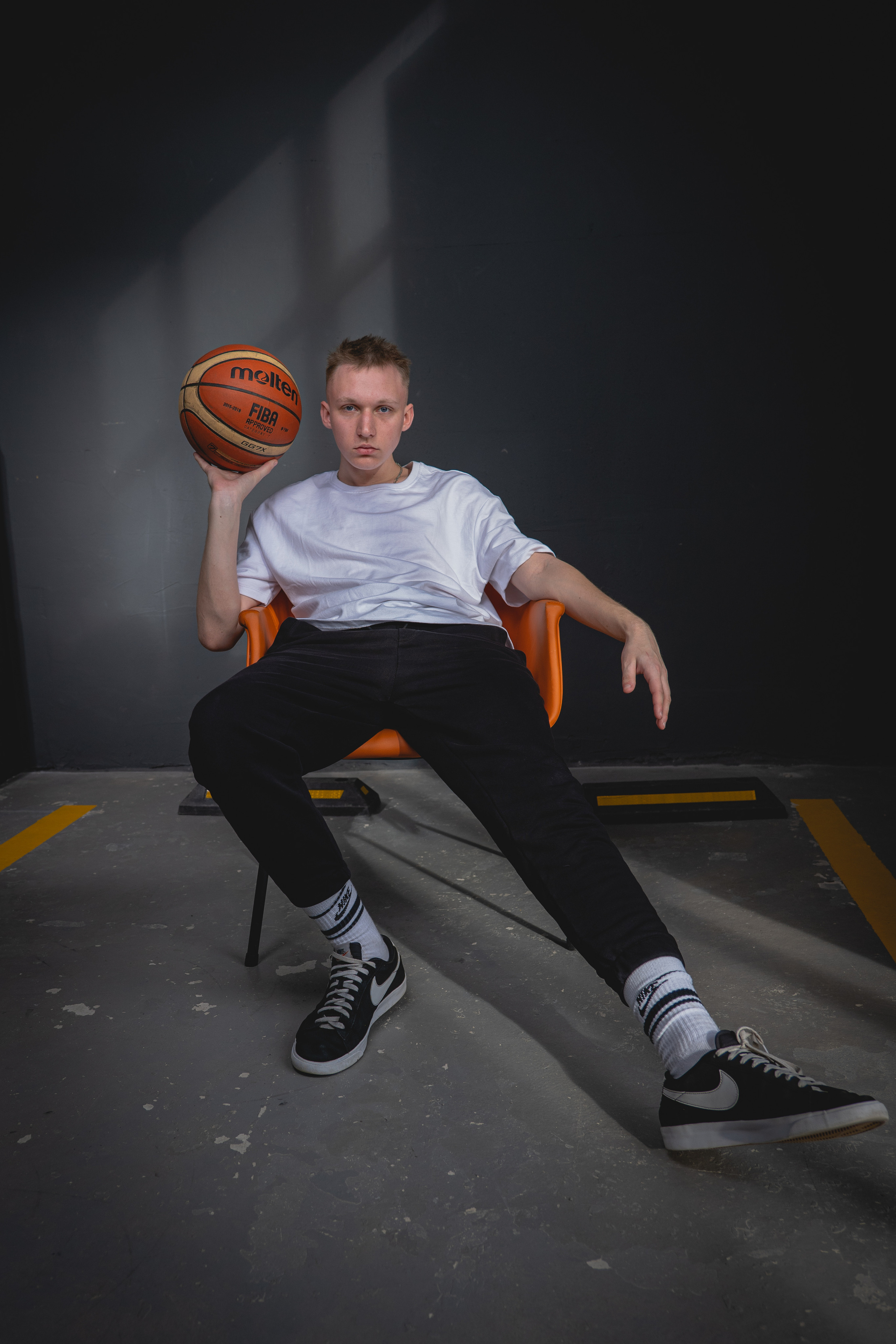 Богдан. Контент для ведения социальных сетей. Фотосессия в Спб в студии, фотограф Панютина Марина