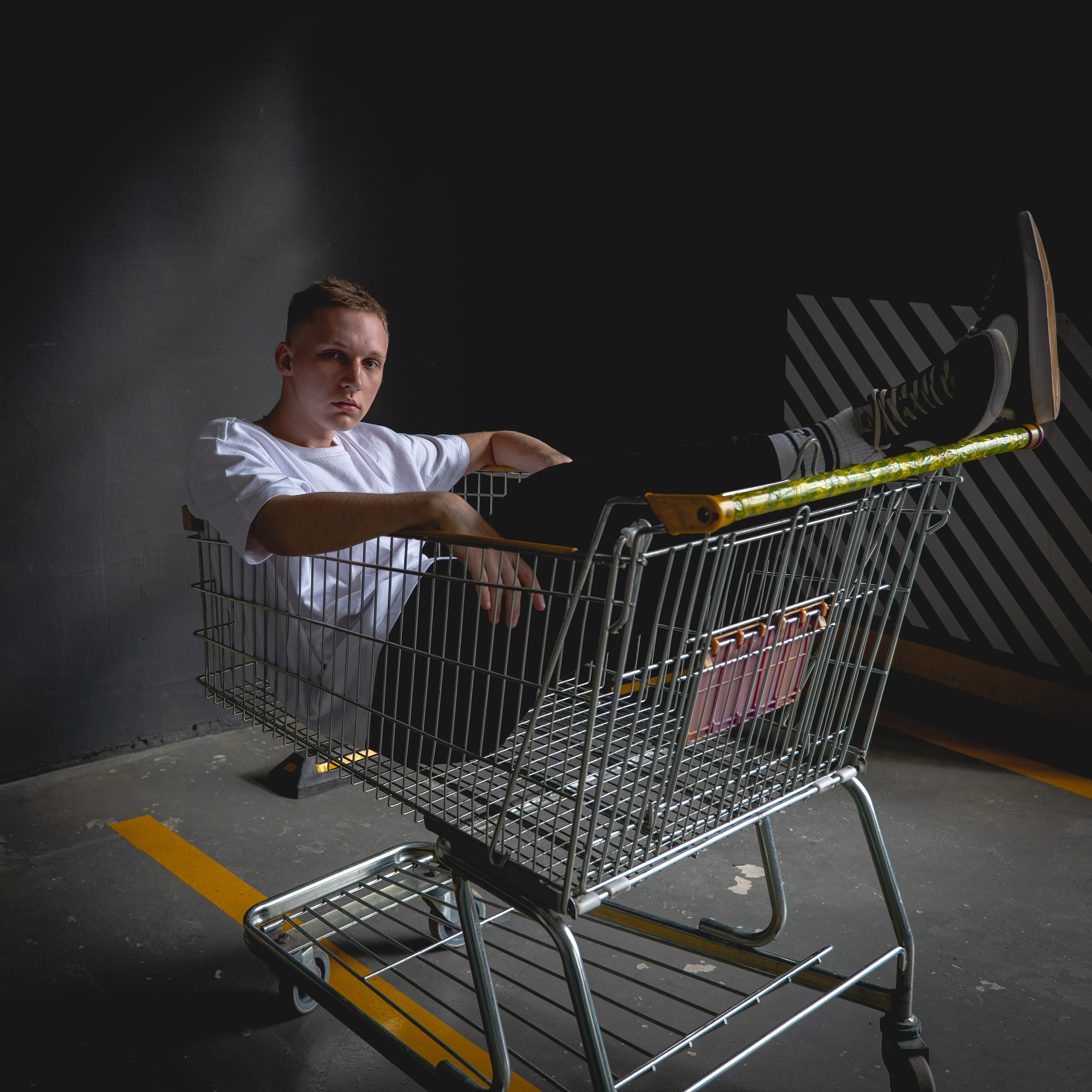 Богдан. Контент для ведения социальных сетей. Фотосессия в Спб в студии, фотограф Панютина Марина