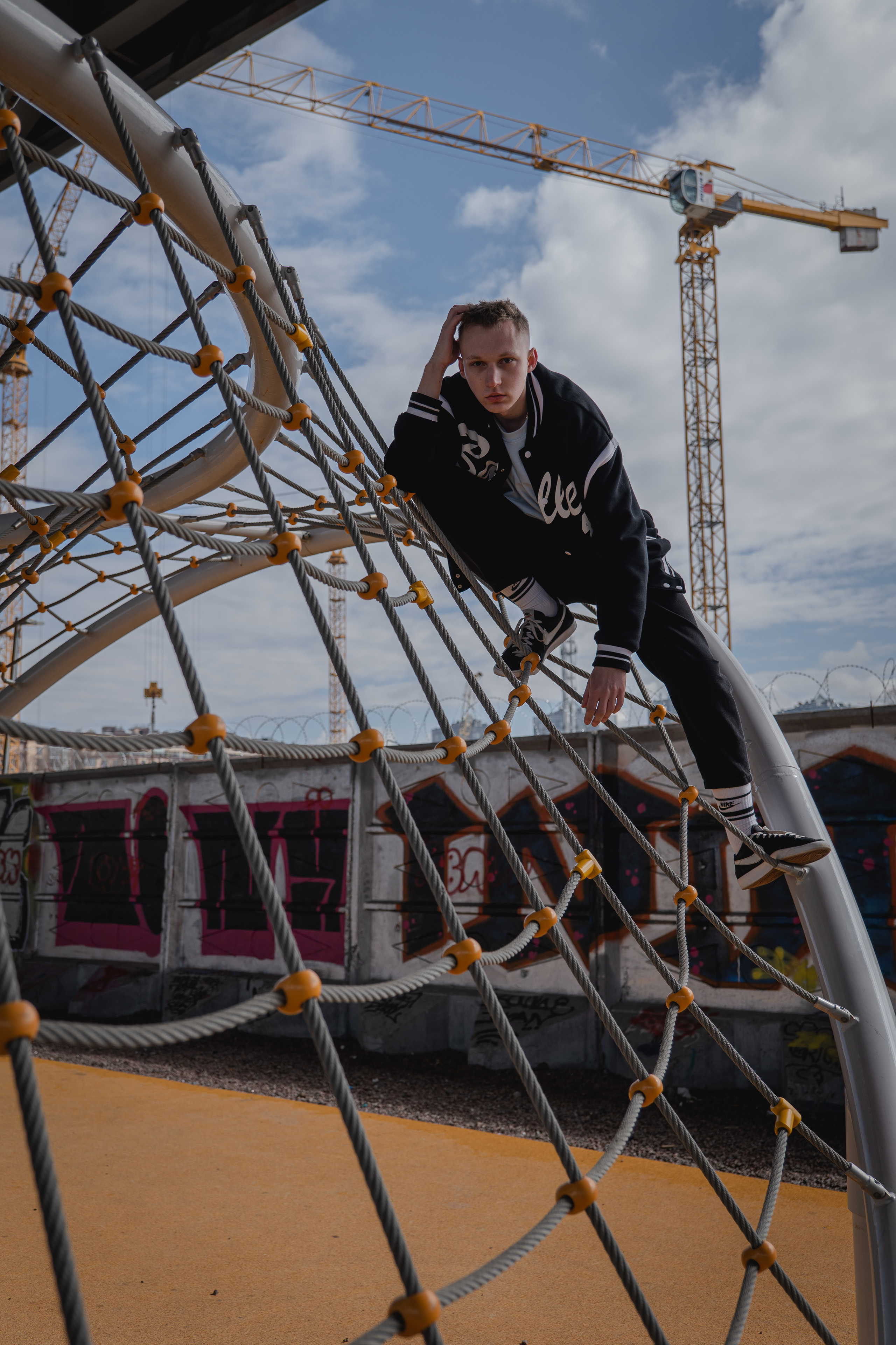 Богдан — Мост Бетанкура. Фотосессия в Спб в студии, фотограф Панютина Марина