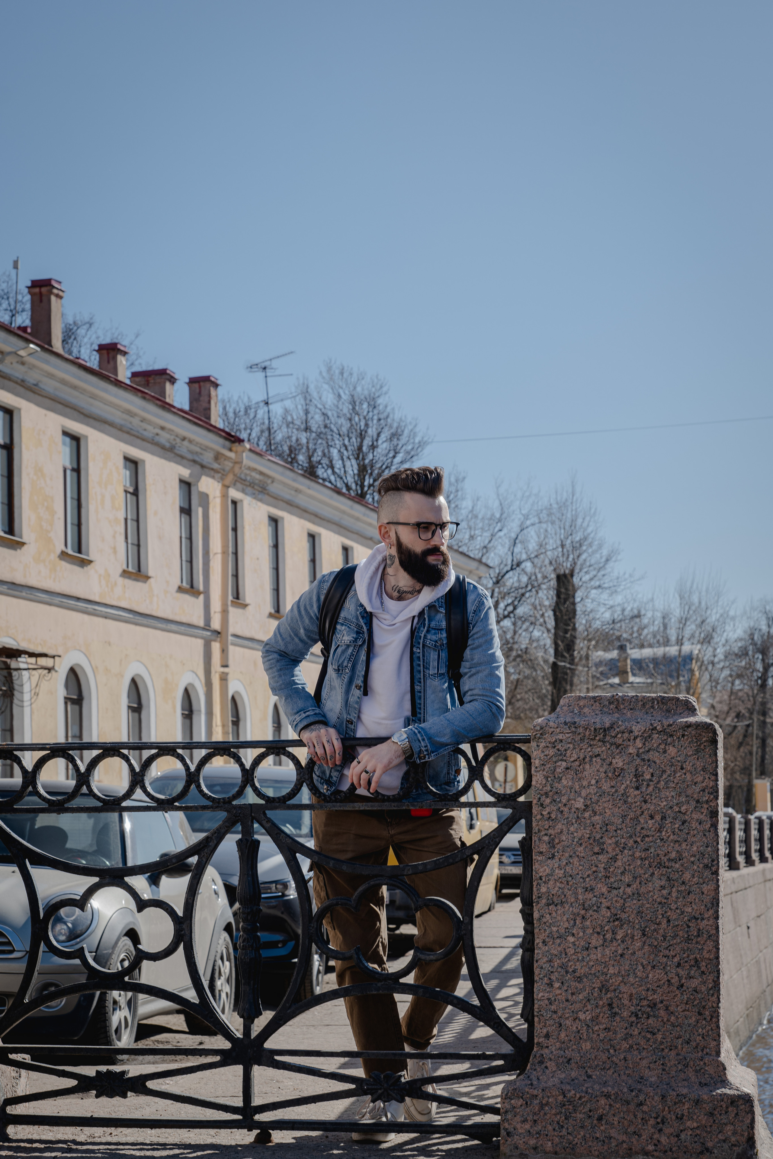 Кирилл, пространство Бергольтц. Фотосессия в Спб в студии, фотограф Панютина Марина