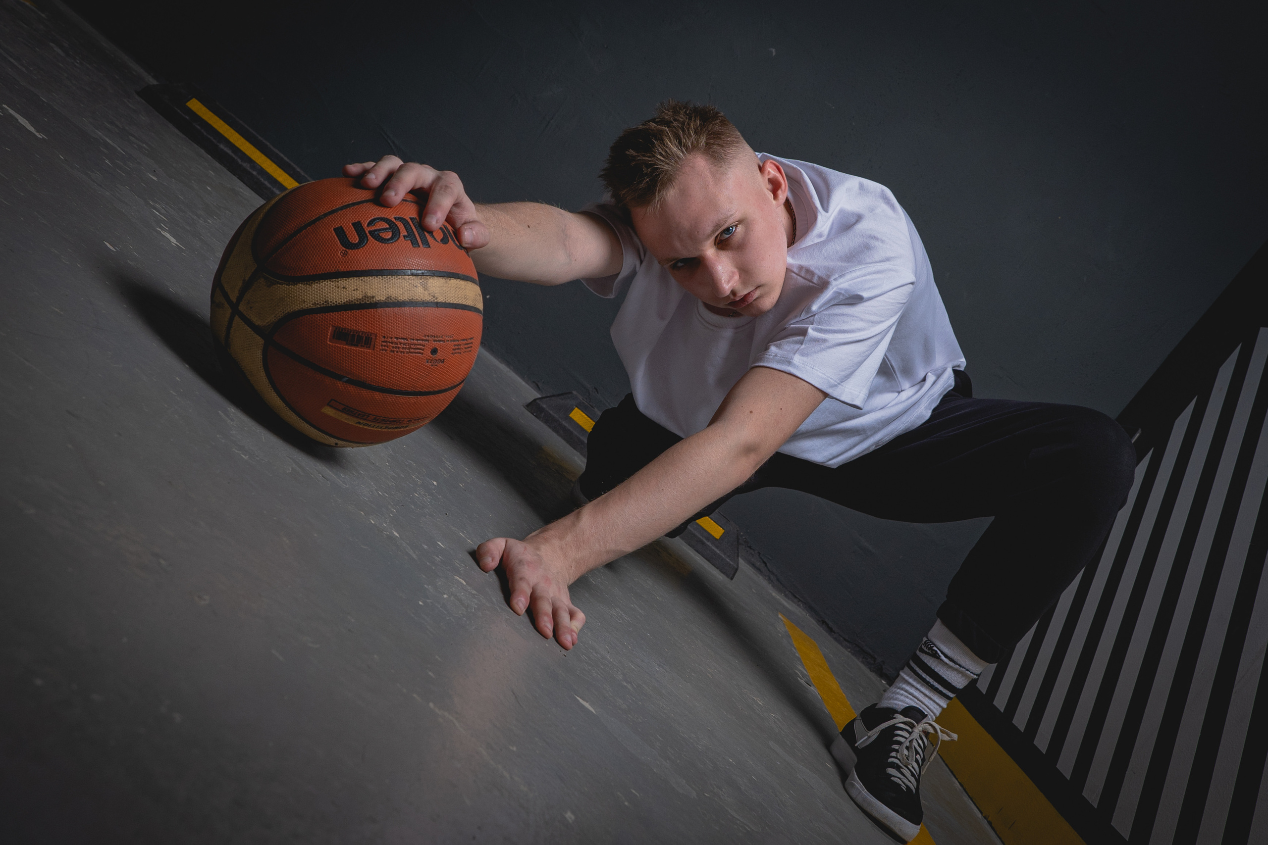 Богдан. Контент для ведения социальных сетей. Фотосессия в Спб в студии, фотограф Панютина Марина