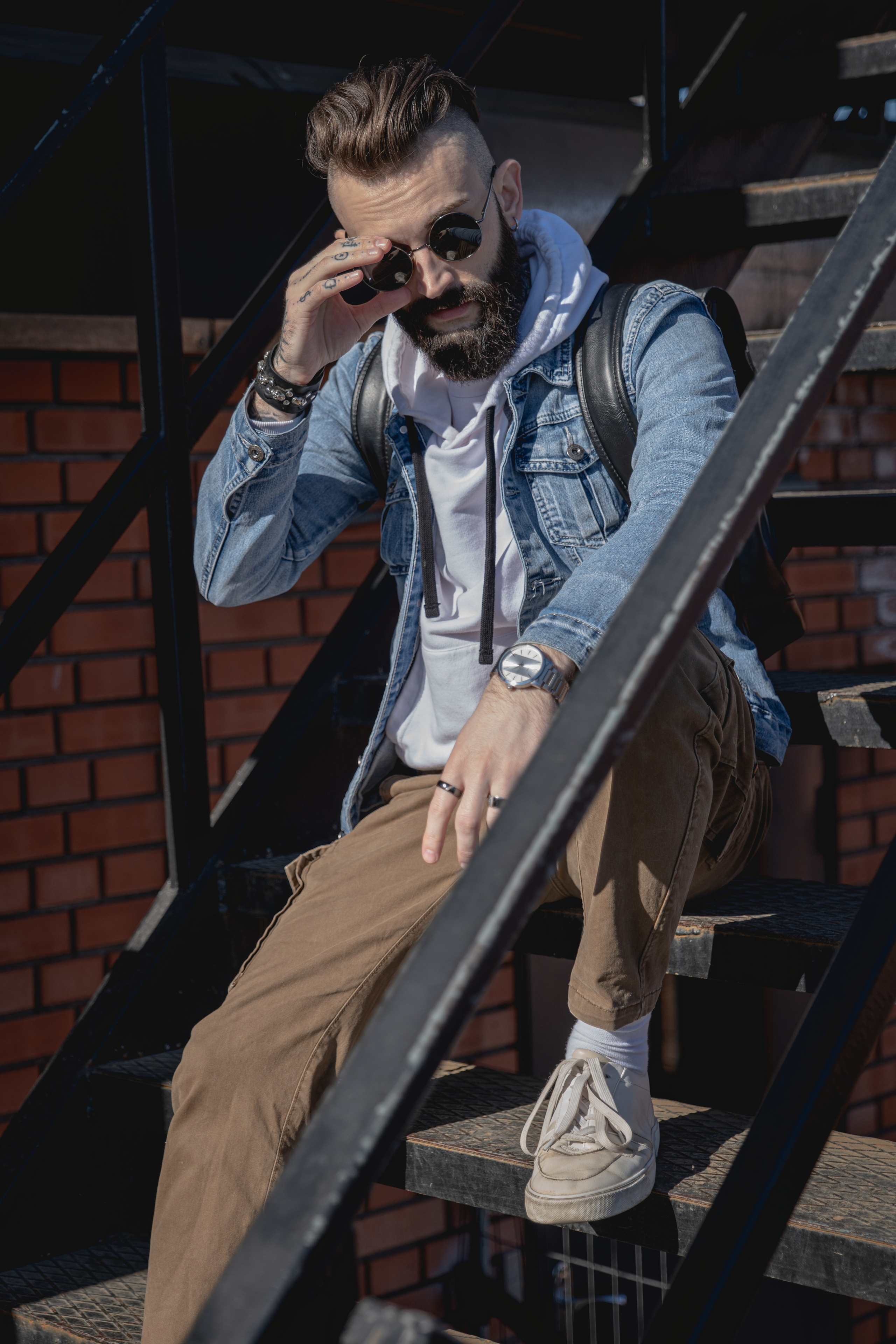 Кирилл, пространство Бергольтц. Фотосессия в Спб в студии, фотограф Панютина Марина